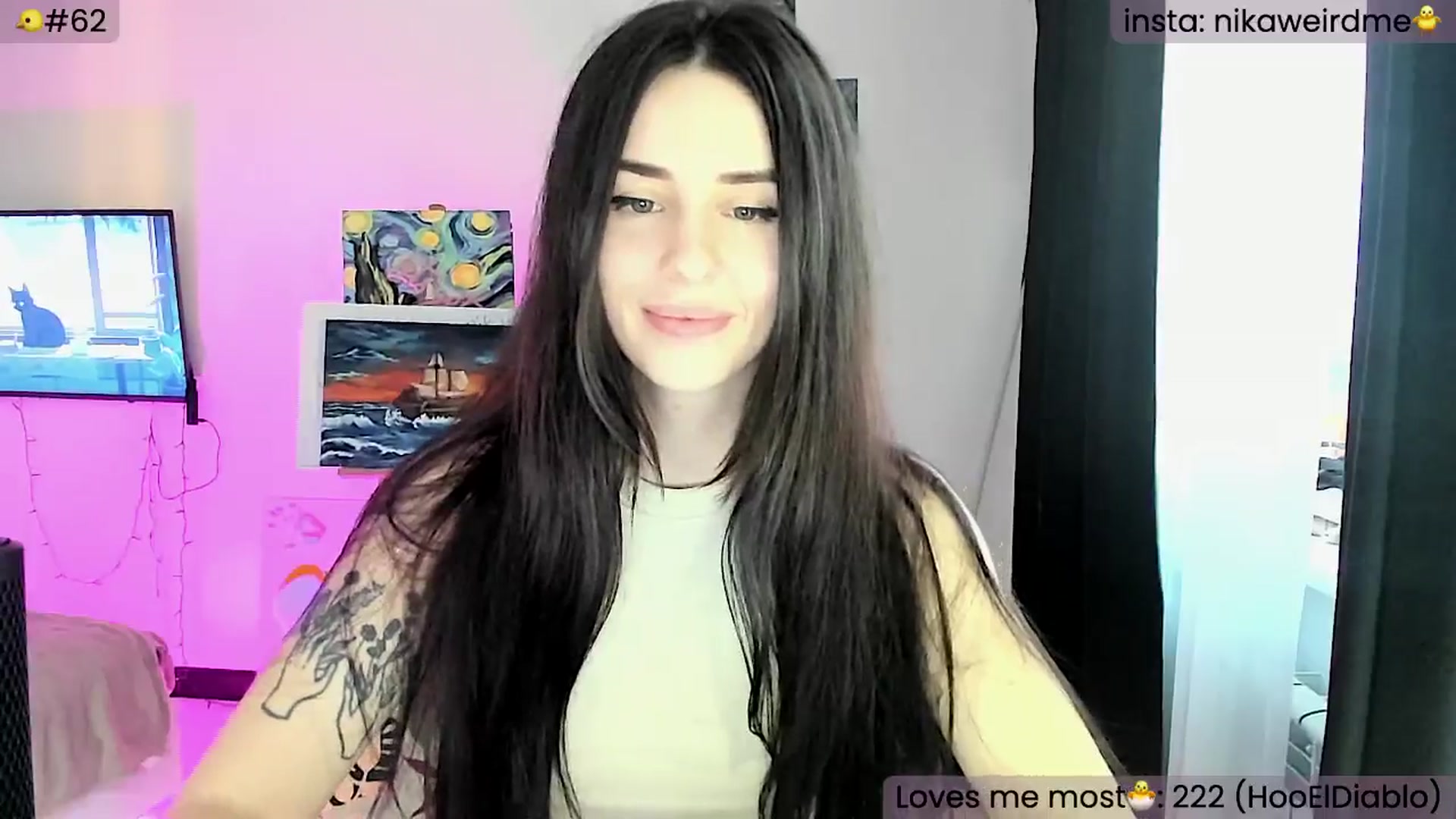 Gallery image thumbnail from WeirdMe's myfreecams stream on, 05/21/2024, 17:20 image 11 of 20
