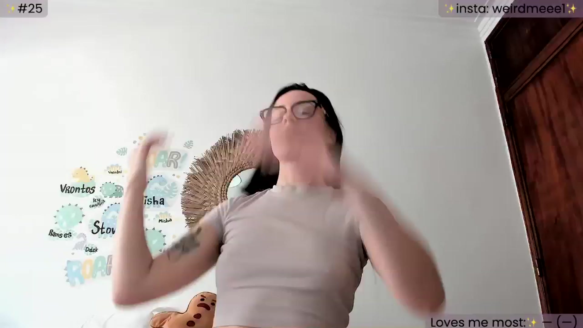 Gallery image thumbnail from WeirdMe's myfreecams stream on, 03/11/2025, 12:52 image 1 of 20