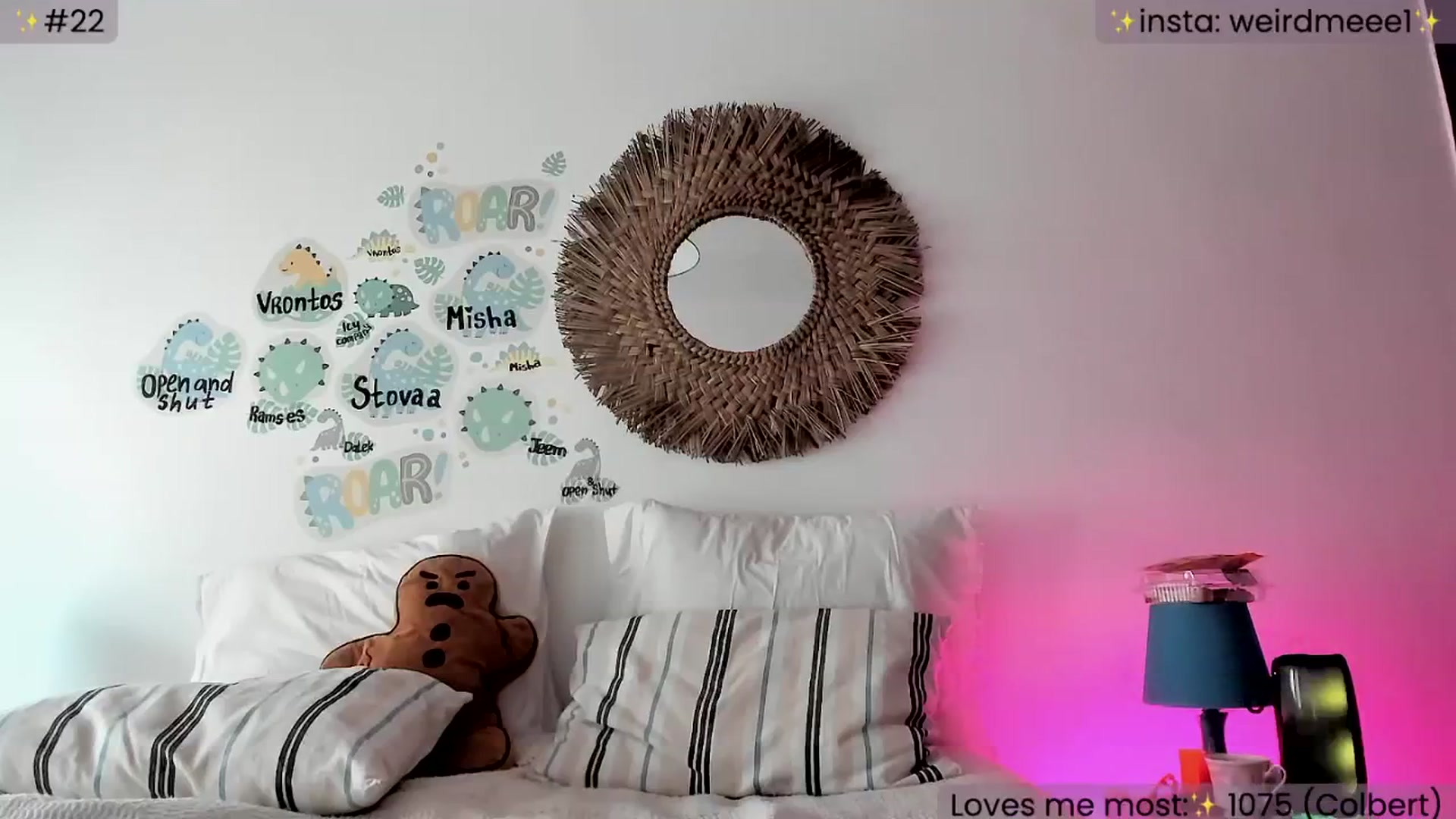 Gallery image thumbnail from WeirdMe's myfreecams stream on, 03/12/2025, 13:00 image 11 of 20