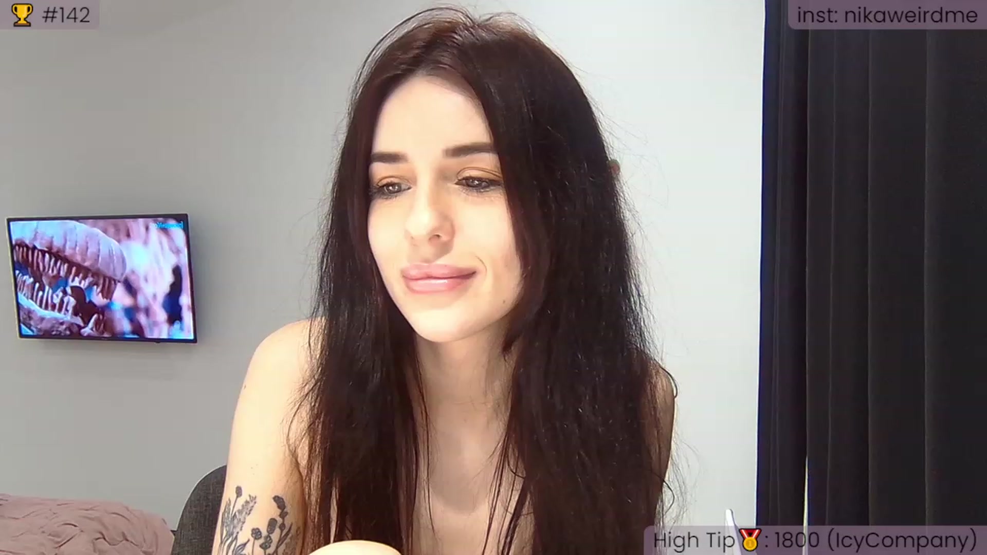 Gallery image thumbnail from WeirdMe_'s myfreecams stream on, 11/20/2022, 16:13 image 12 of 20