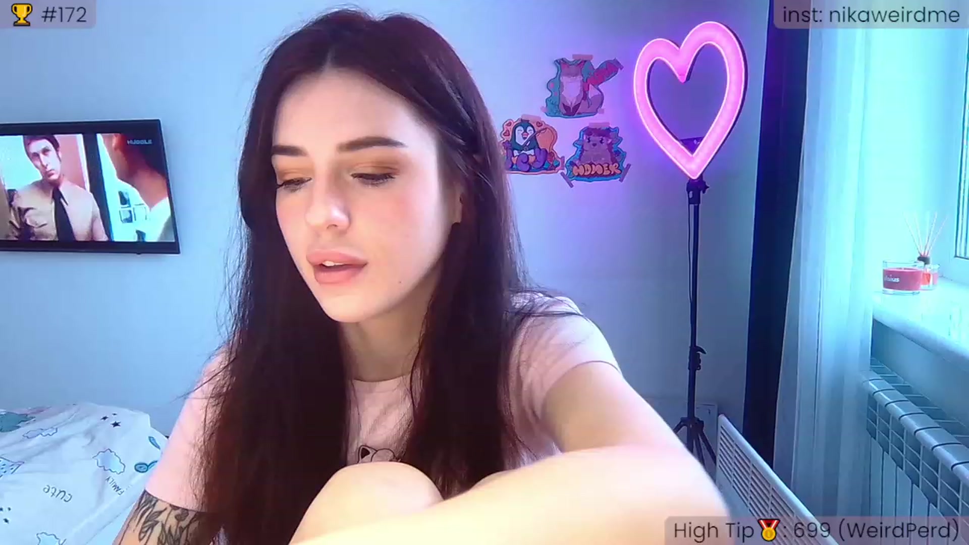 Gallery image thumbnail from WeirdMe_'s myfreecams stream on, 11/23/2022, 10:34 image 8 of 20