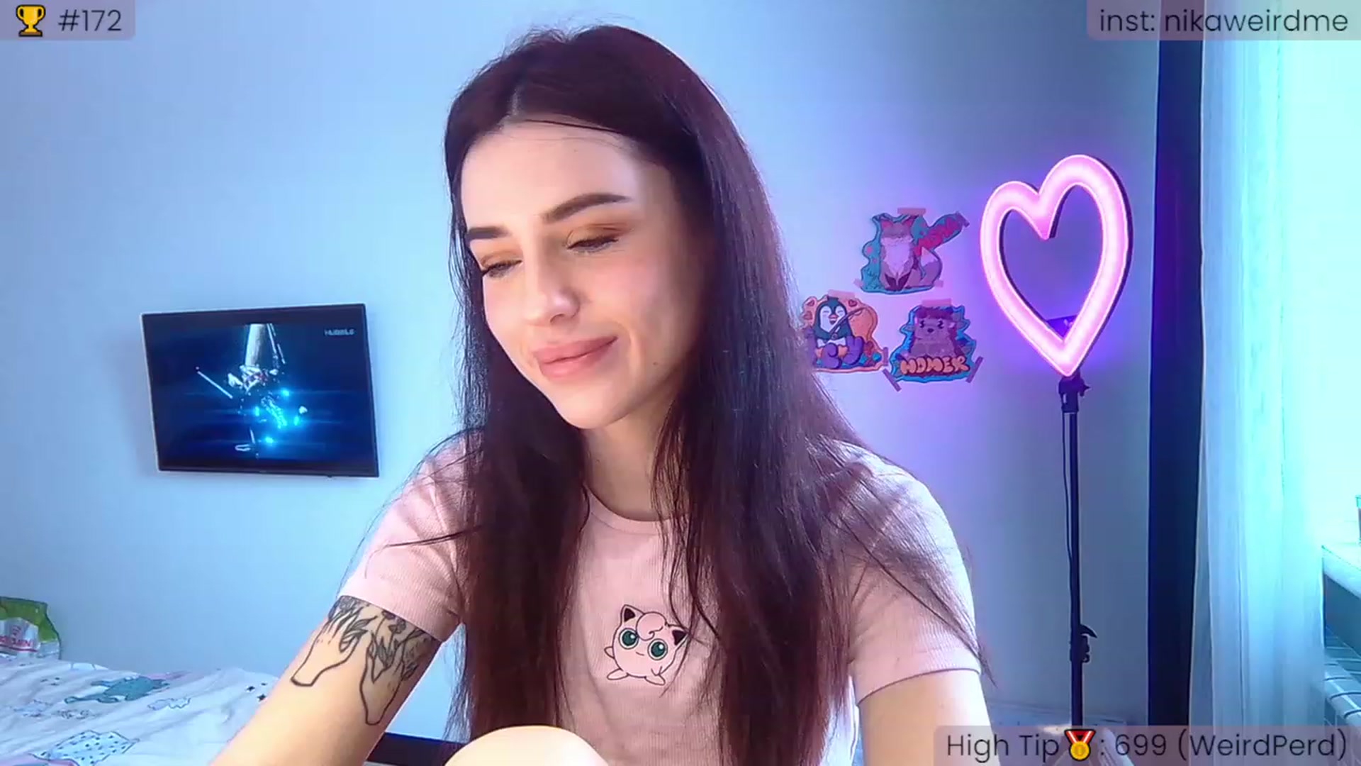 Gallery image thumbnail from WeirdMe_'s myfreecams stream on, 11/23/2022, 10:34 image 17 of 20