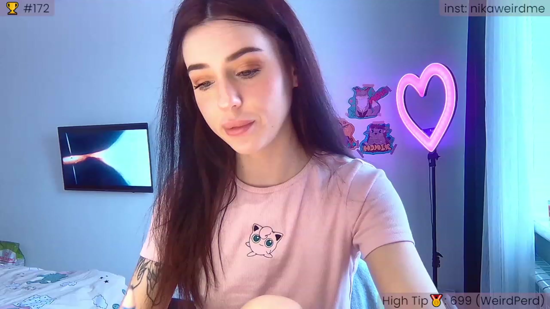 Gallery image thumbnail from WeirdMe_'s myfreecams stream on, 11/23/2022, 10:34 image 18 of 20