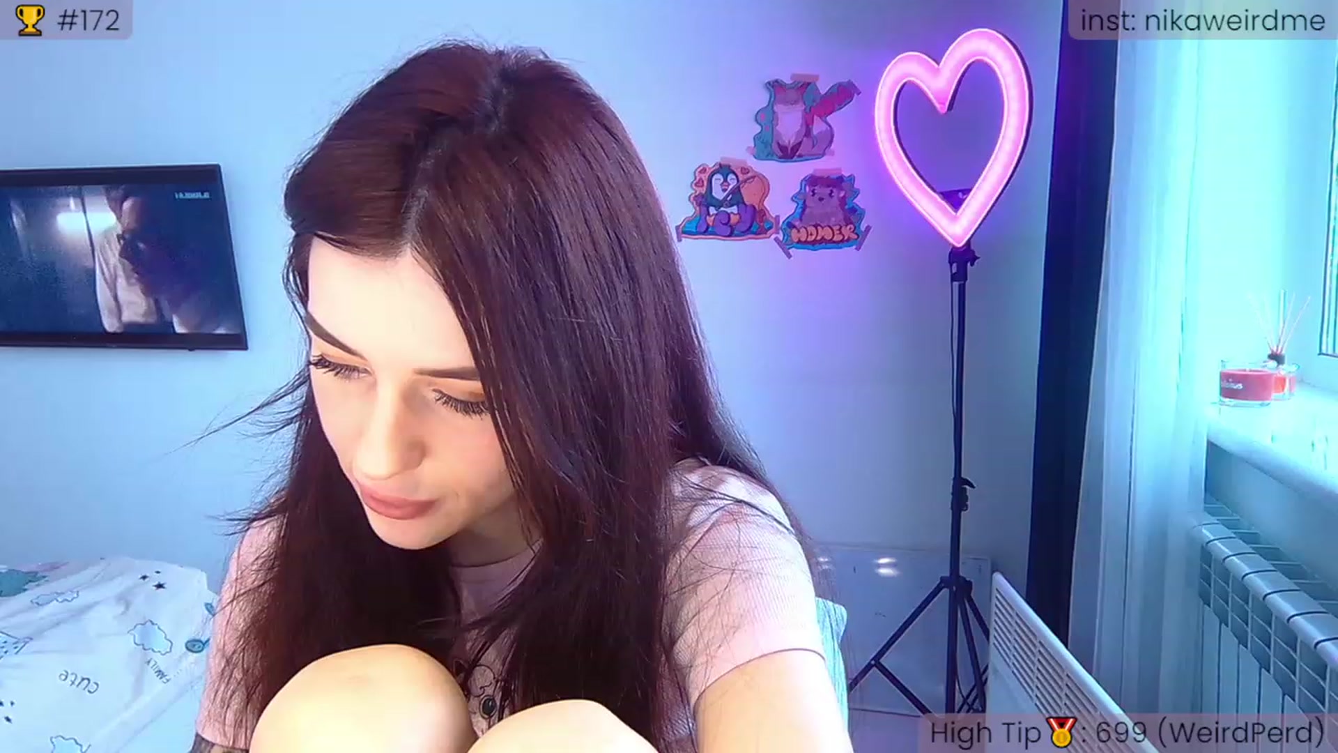 Gallery image thumbnail from WeirdMe_'s myfreecams stream on, 11/23/2022, 10:34 image 6 of 20