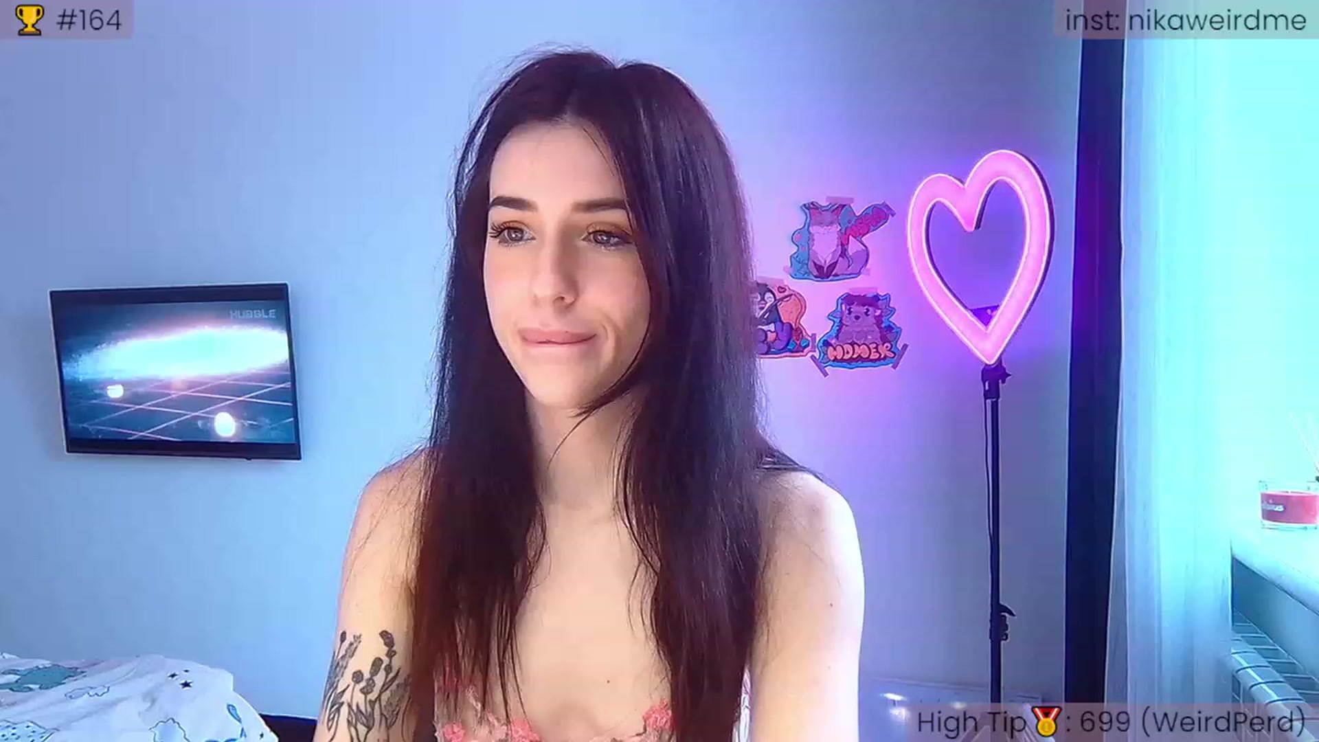 Gallery image thumbnail from WeirdMe_'s myfreecams stream on, 11/23/2022, 12:31 image 1 of 20