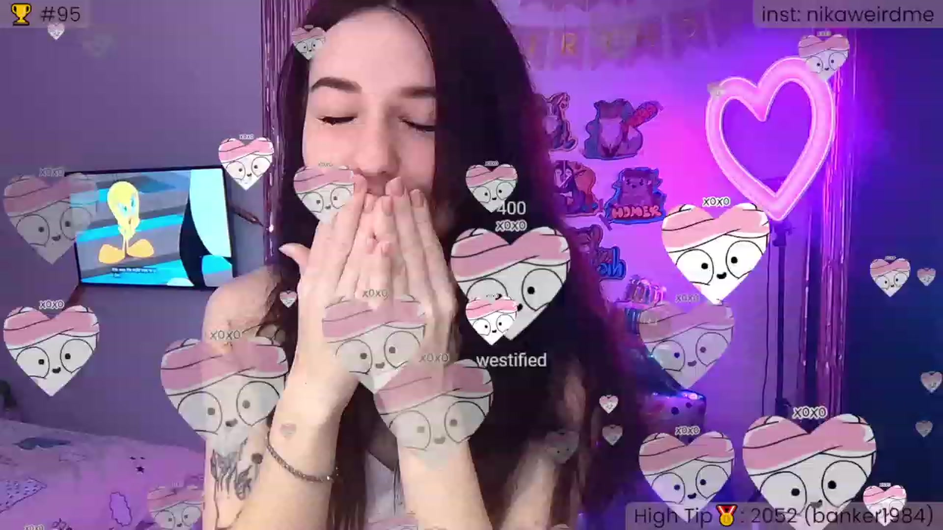 Gallery image thumbnail from WeirdMe_'s myfreecams stream on, 11/29/2022, 08:07 image 15 of 20