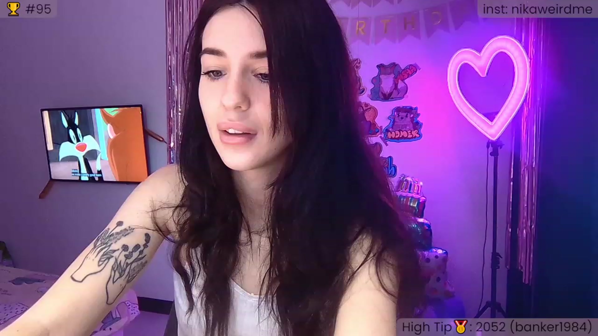 Gallery image thumbnail from WeirdMe_'s myfreecams stream on, 11/29/2022, 08:07 image 16 of 20