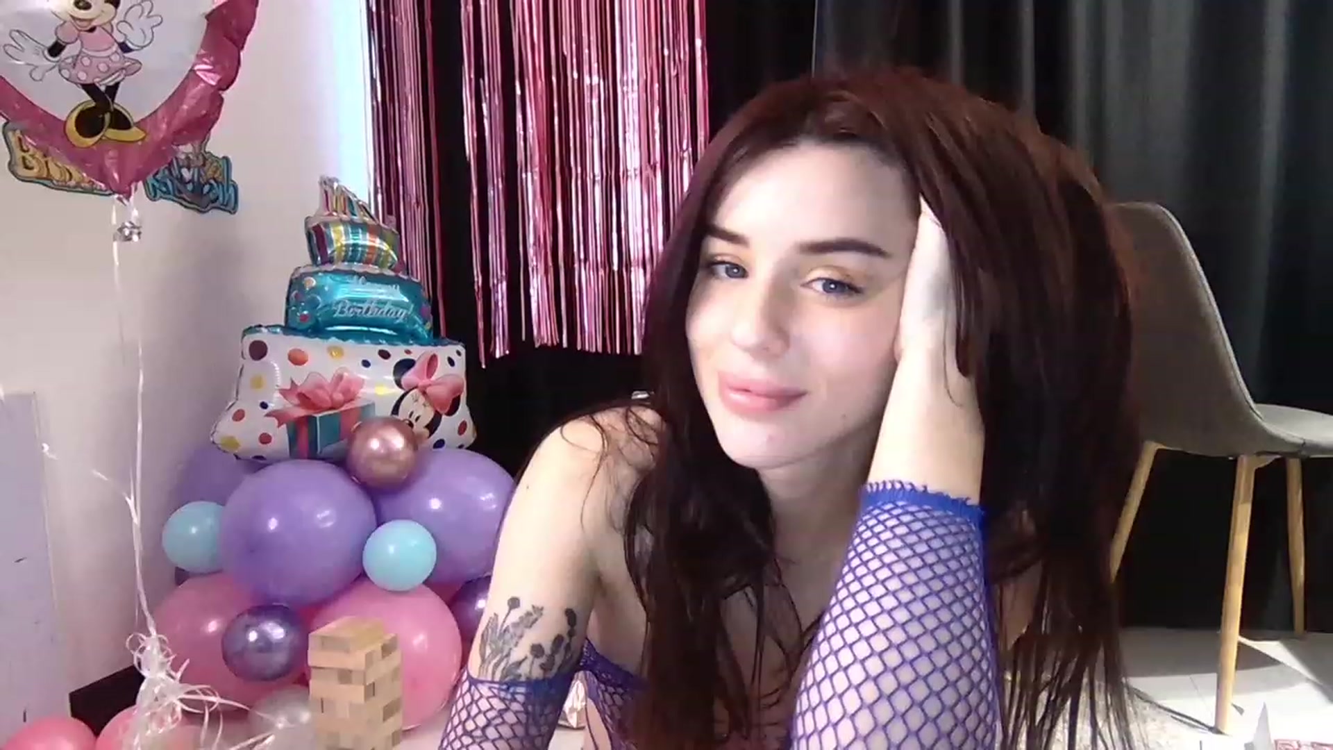 Gallery image thumbnail from WeirdMe_'s myfreecams stream on, 12/03/2022, 11:51 image 2 of 20