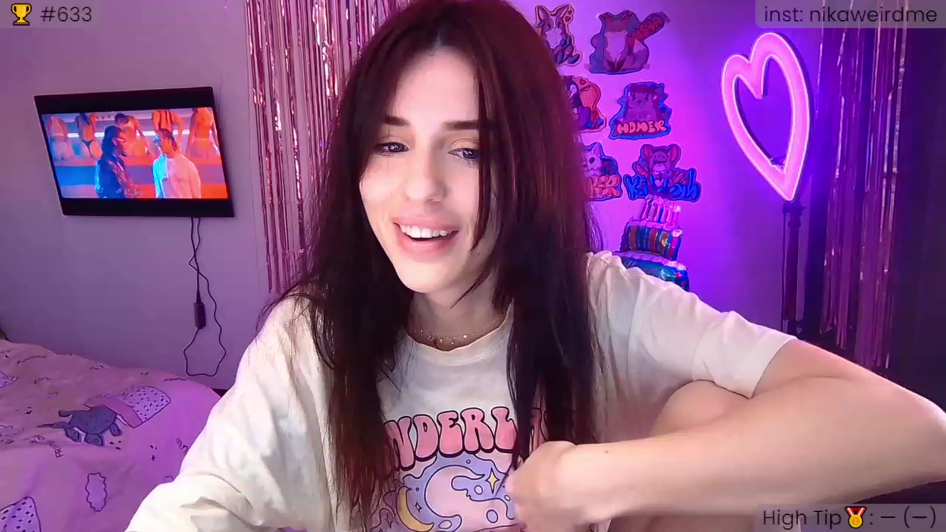 Gallery image thumbnail from WeirdMe_'s myfreecams stream on, 12/04/2022, 13:40 image 11 of 20