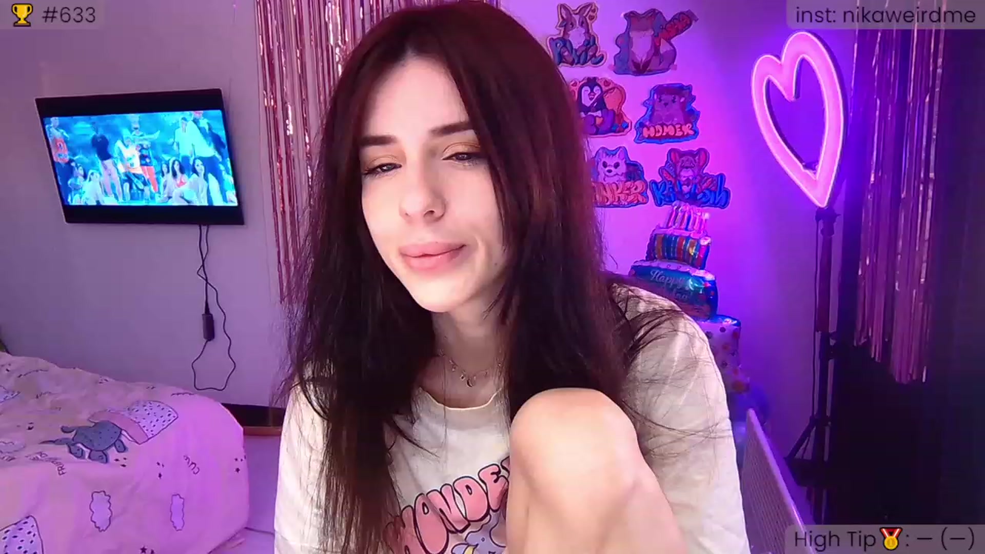 Gallery image thumbnail from WeirdMe_'s myfreecams stream on, 12/04/2022, 13:40 image 10 of 20