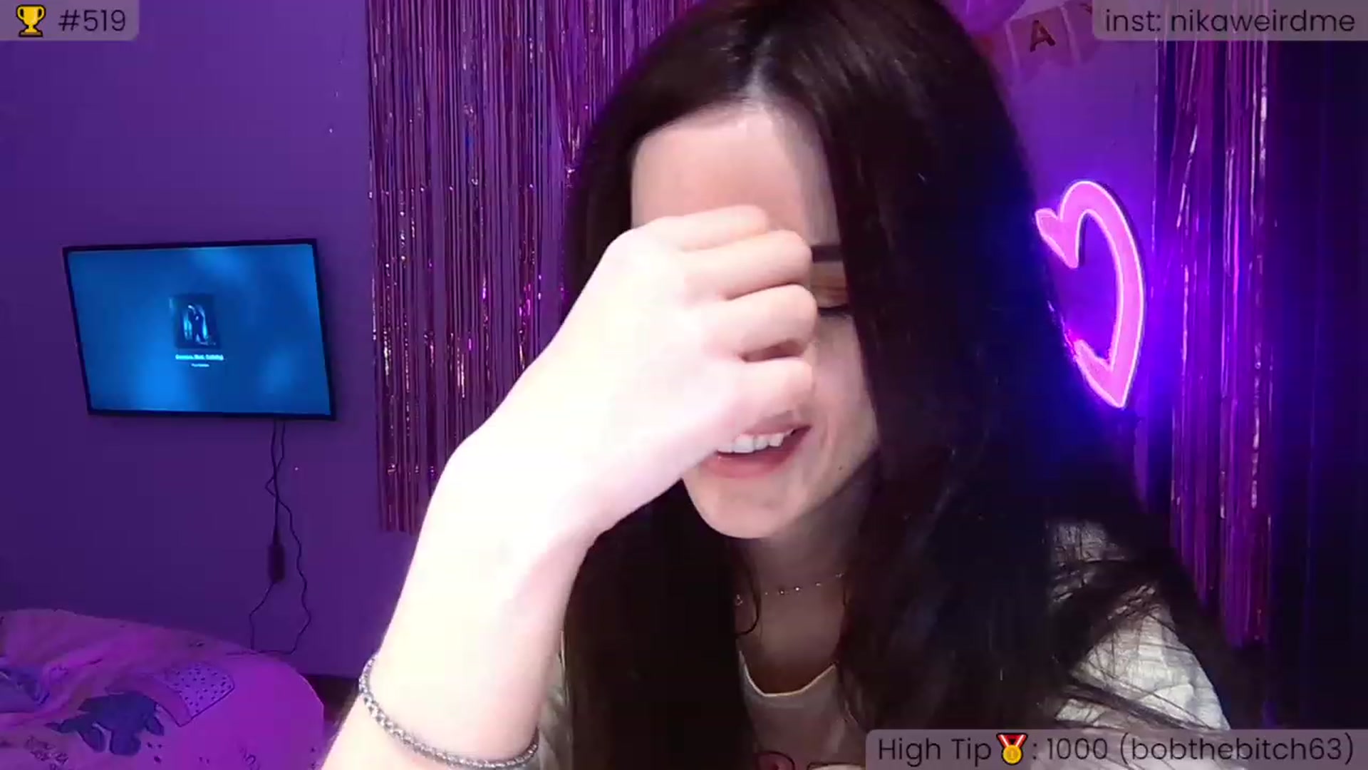 Gallery image thumbnail from WeirdMe_'s myfreecams stream on, 12/04/2022, 15:53 image 11 of 20