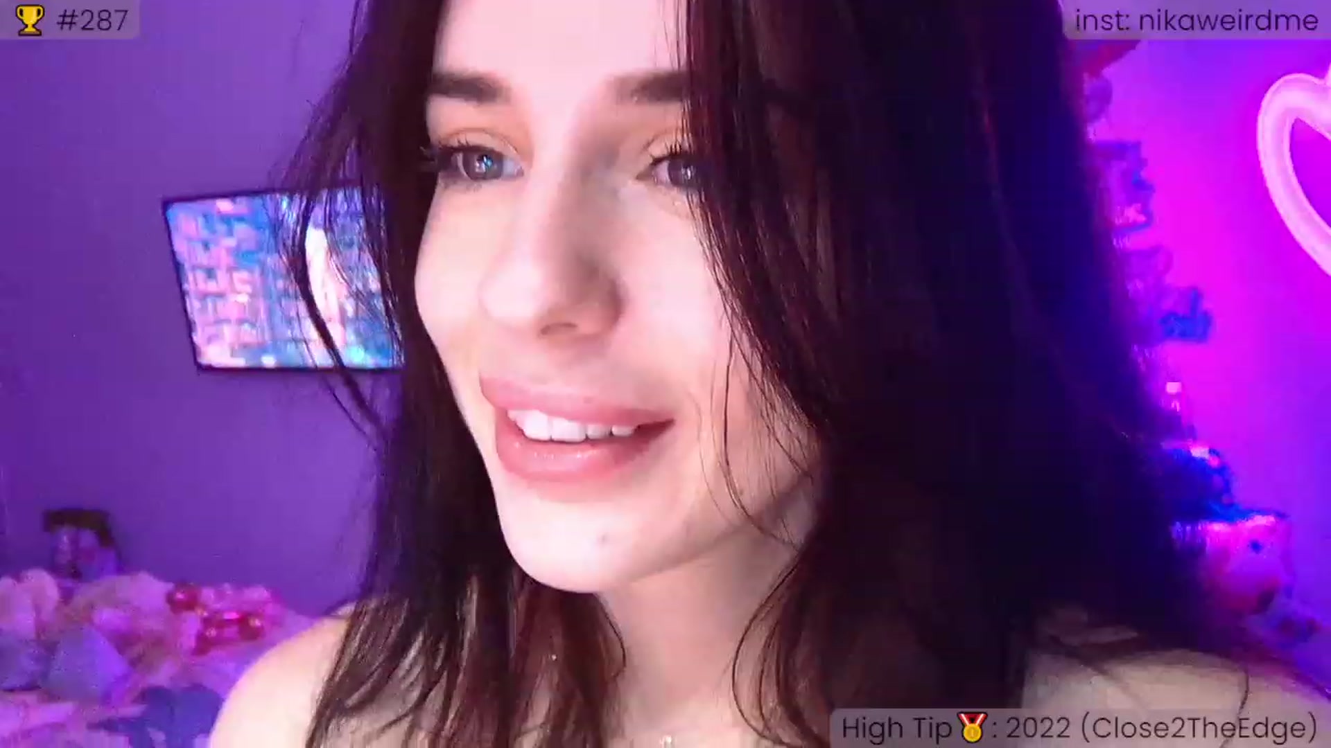 Gallery image thumbnail from WeirdMe_'s myfreecams stream on, 12/04/2022, 17:16 image 19 of 20