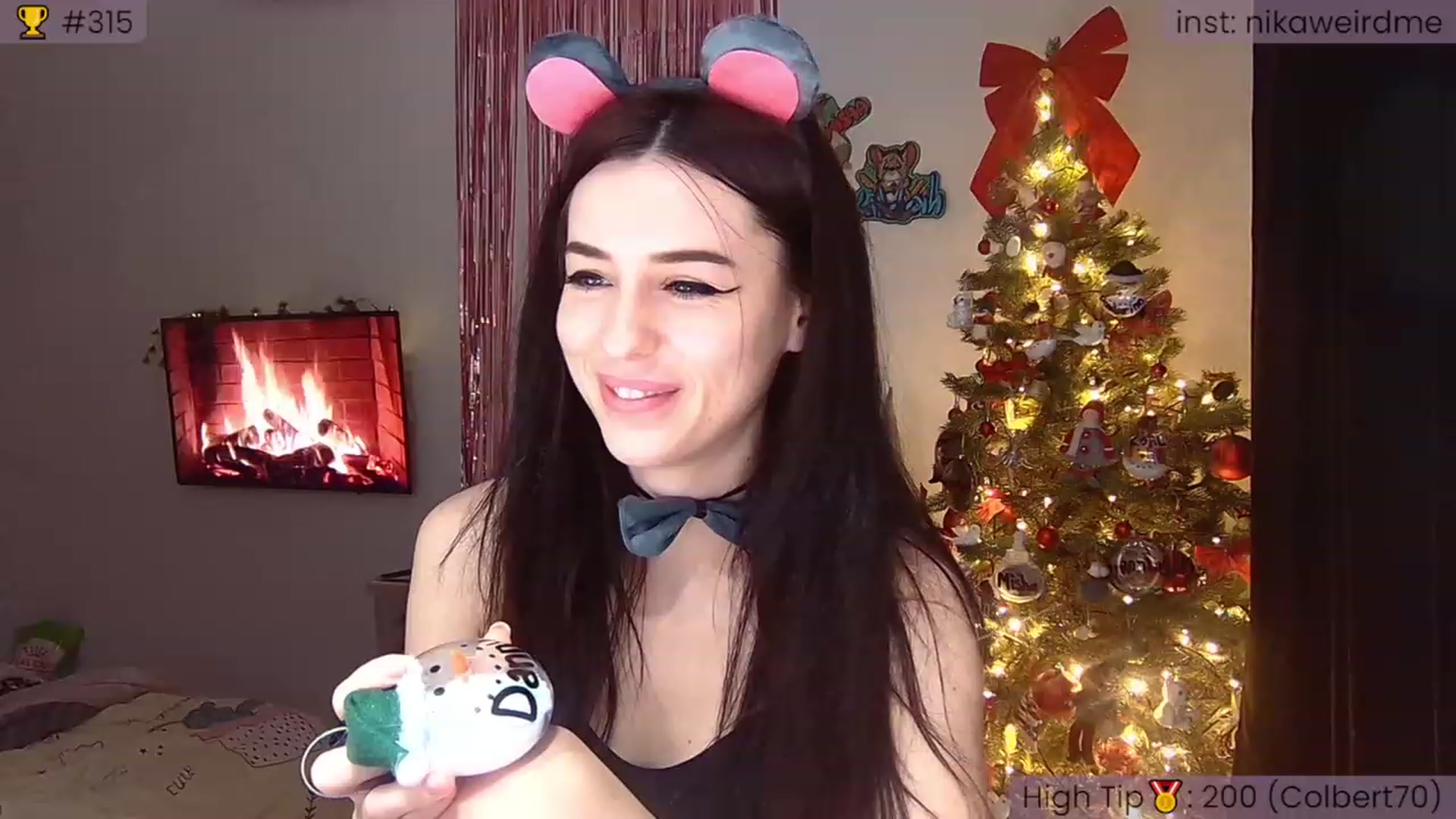 Gallery image thumbnail from WeirdMe_'s myfreecams stream on, 12/15/2022, 14:50 image 18 of 20