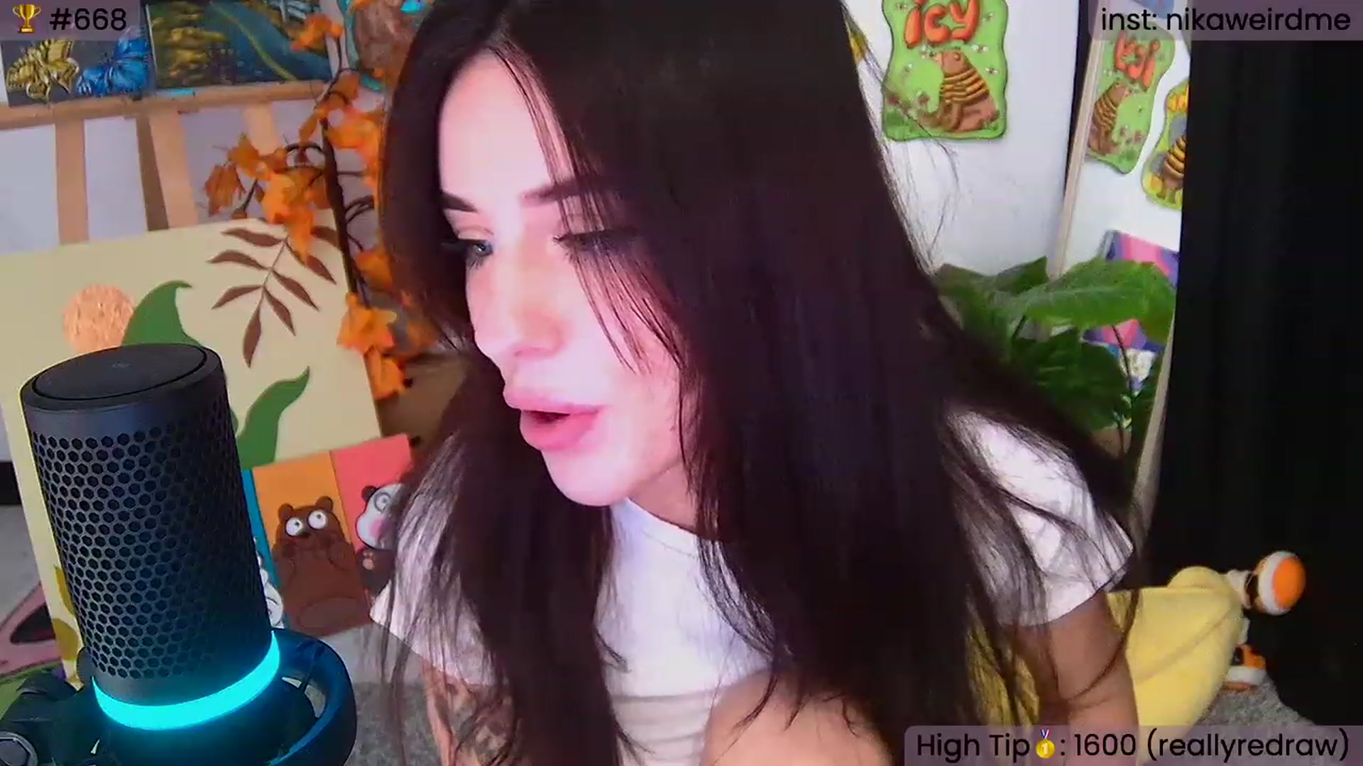 Gallery image thumbnail from WeirdNikusik's myfreecams stream on, 10/07/2023, 16:36 image 13 of 20