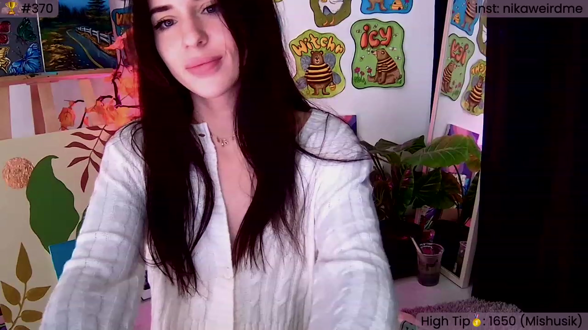 Gallery image thumbnail from WeirdNikusik's myfreecams stream on, 10/12/2023, 17:10 image 11 of 20