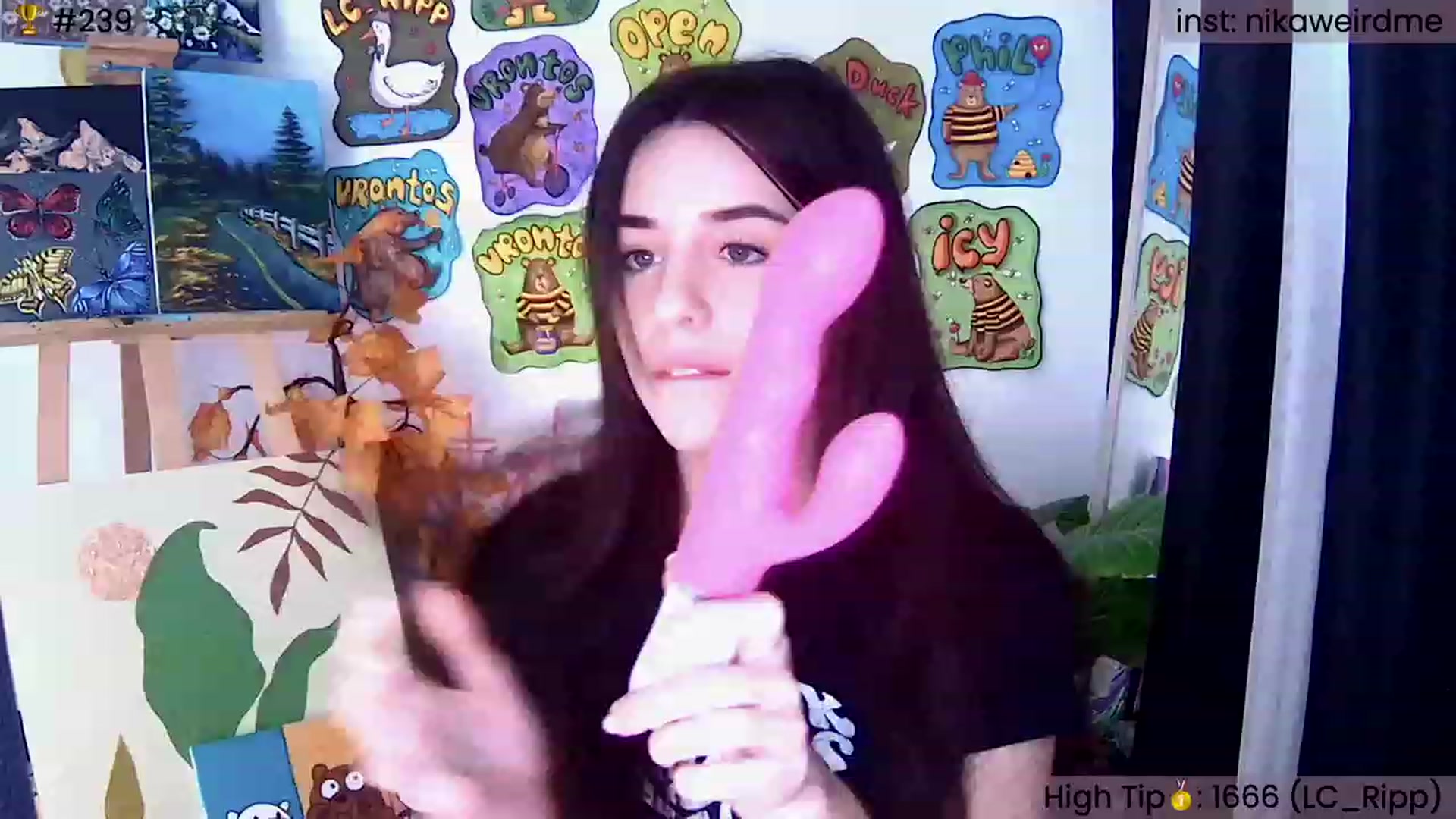 Gallery image thumbnail from WeirdNikusik's myfreecams stream on, 10/16/2023, 10:38 image 4 of 20