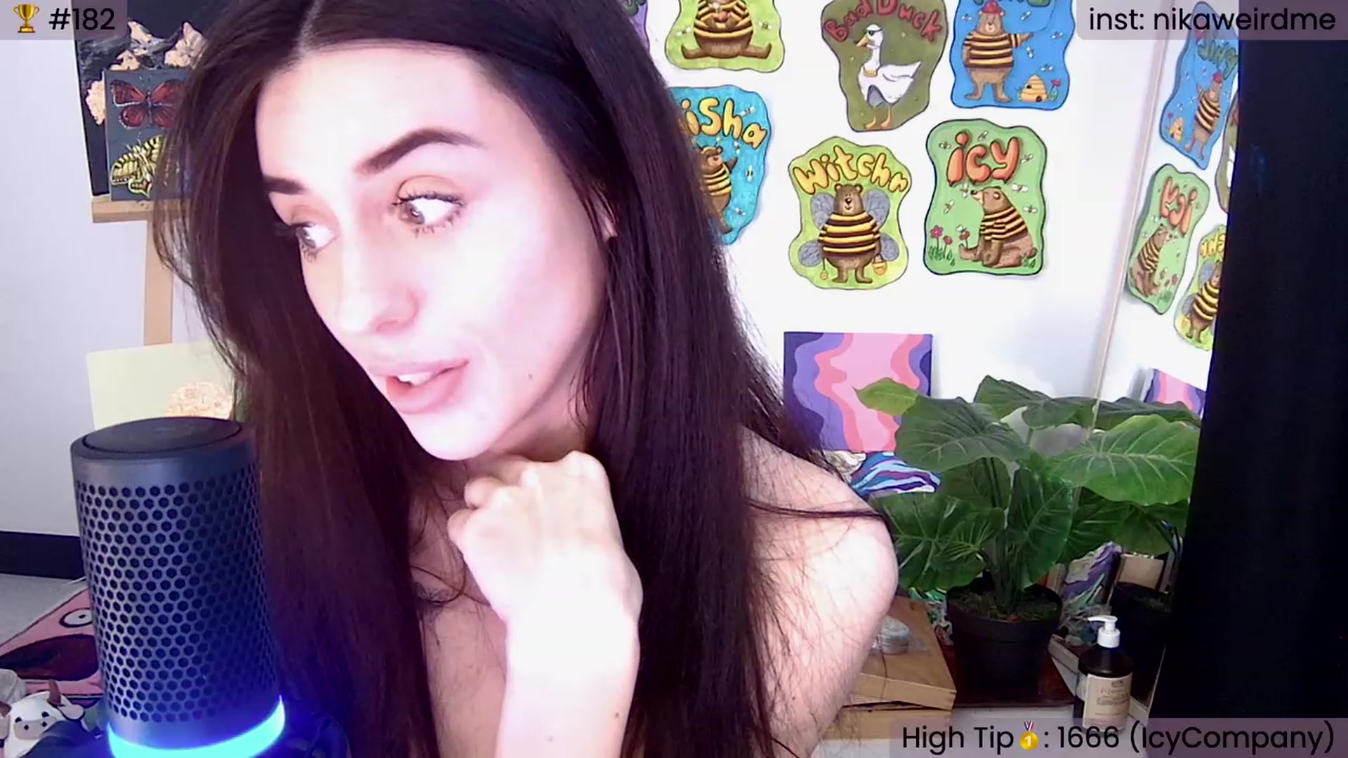Gallery image thumbnail from WeirdNikusik's myfreecams stream on, 10/20/2023, 13:11 image 19 of 20