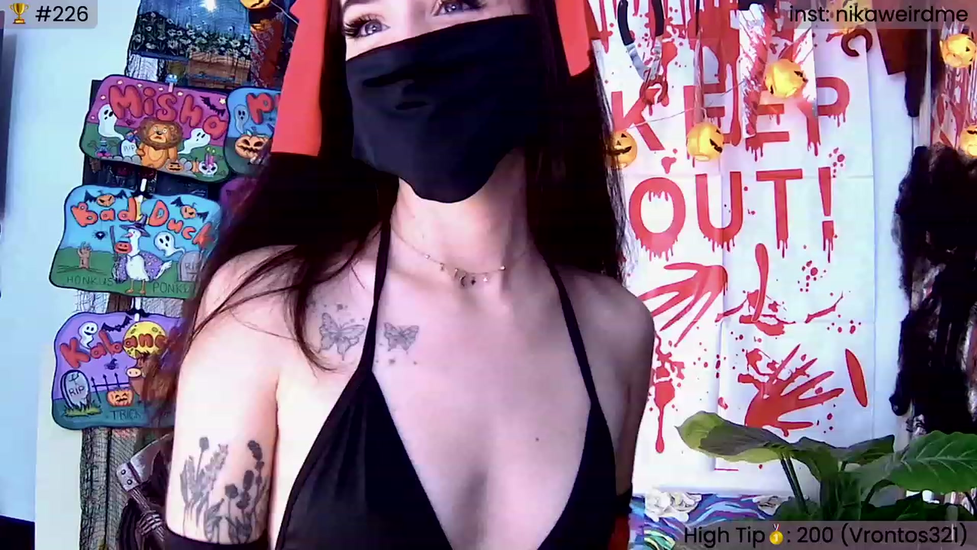 Gallery image thumbnail from WeirdNikusik's myfreecams stream on, 10/28/2023, 09:48 image 17 of 20