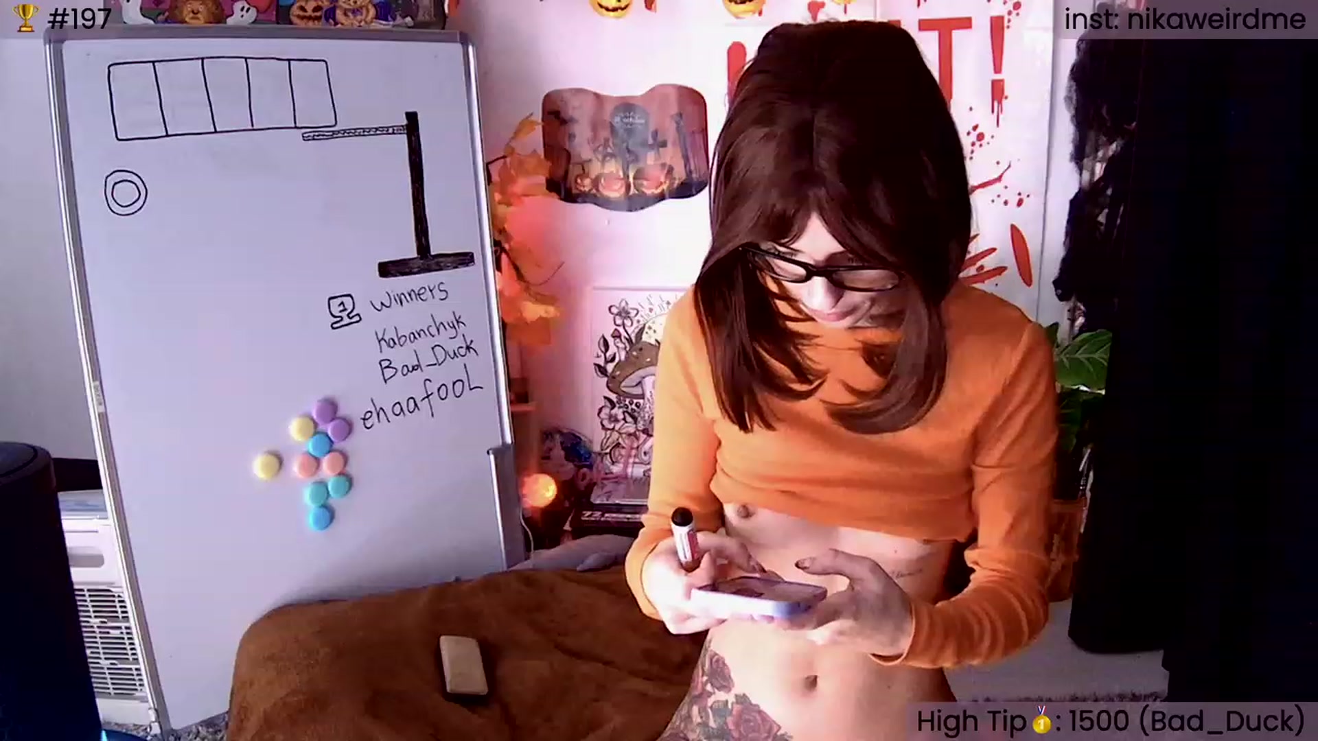 Gallery image thumbnail from WeirdNikusik's myfreecams stream on, 10/29/2023, 16:33 image 11 of 20