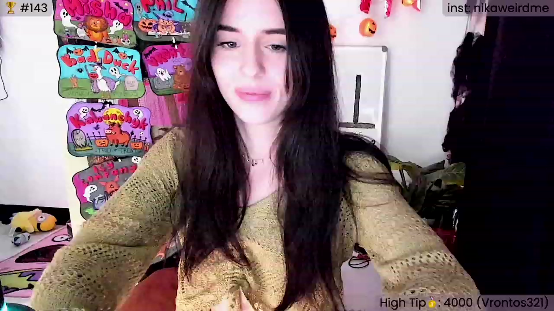 Gallery image thumbnail from WeirdNikusik's myfreecams stream on, 11/03/2023, 16:01 image 18 of 20