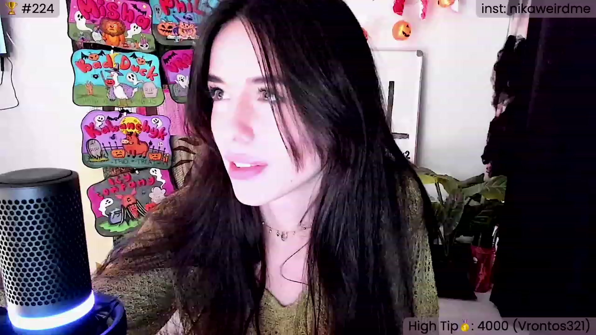 Gallery image thumbnail from WeirdNikusik's myfreecams stream on, 11/03/2023, 16:01 image 7 of 20