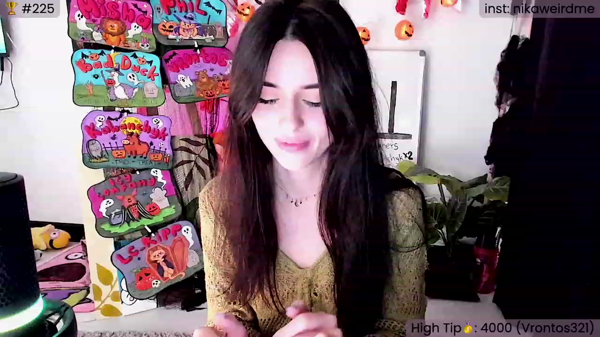Gallery image thumbnail from WeirdNikusik's myfreecams stream on, 11/03/2023, 16:01 image 9 of 20