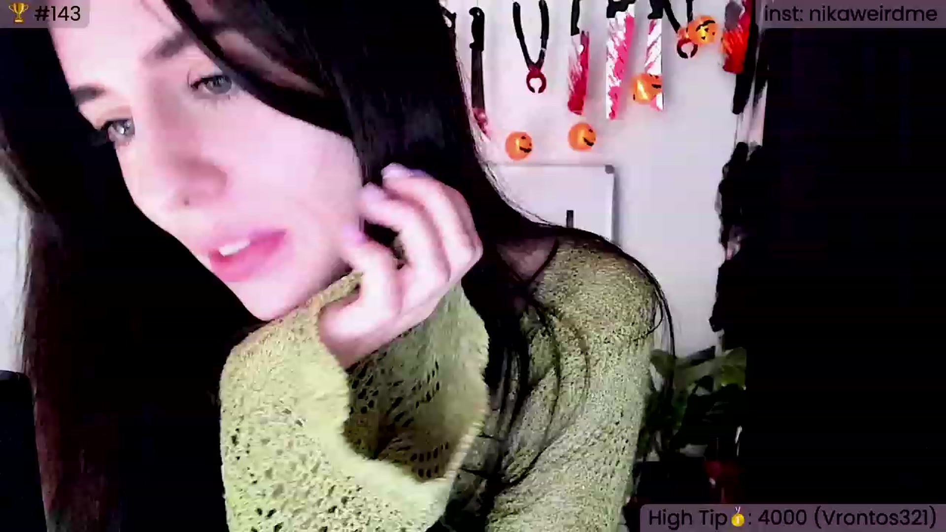 Gallery image thumbnail from WeirdNikusik's myfreecams stream on, 11/03/2023, 17:10 image 9 of 20