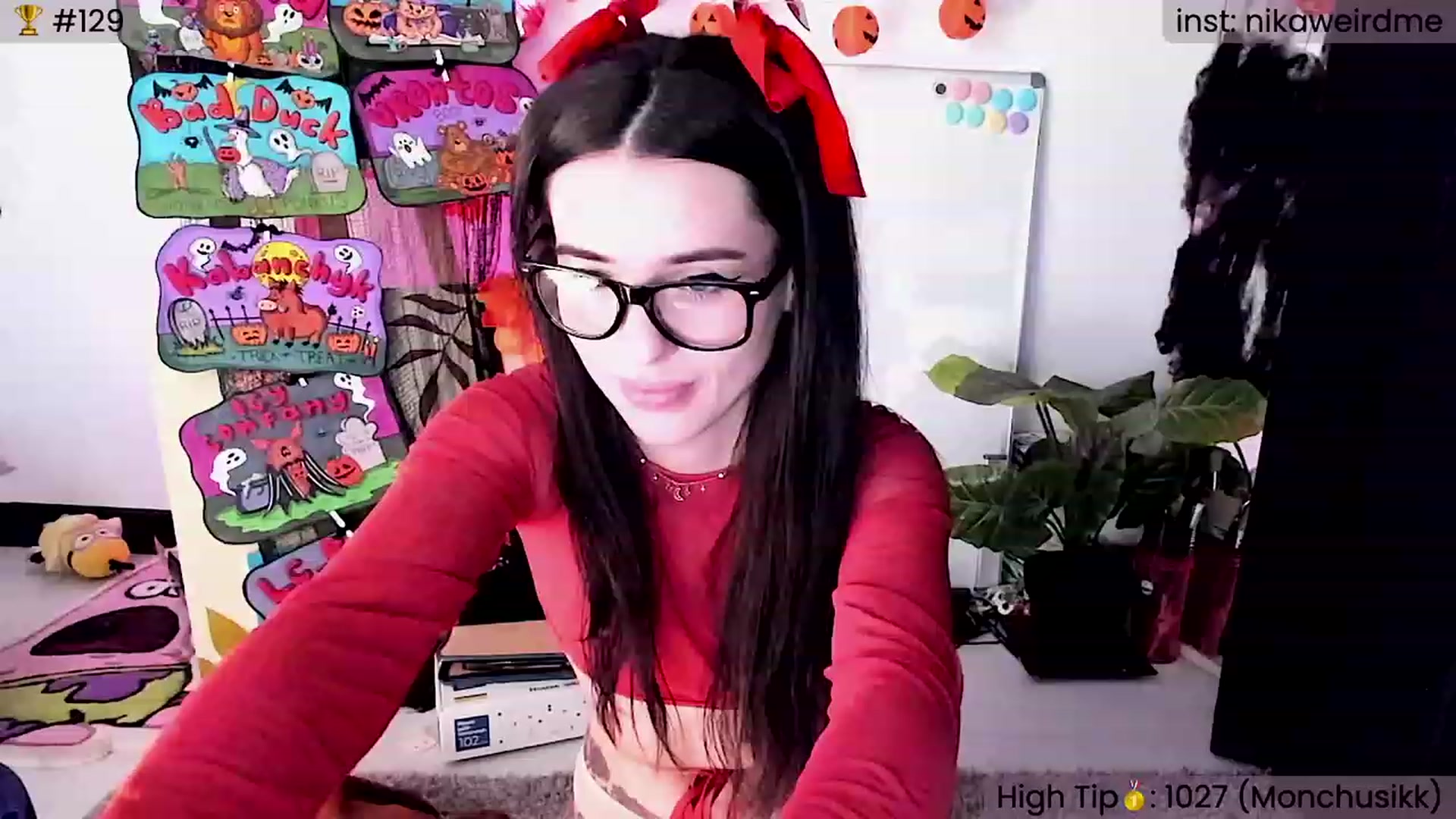 Gallery image thumbnail from WeirdNikusik's myfreecams stream on, 11/05/2023, 11:02 image 11 of 20