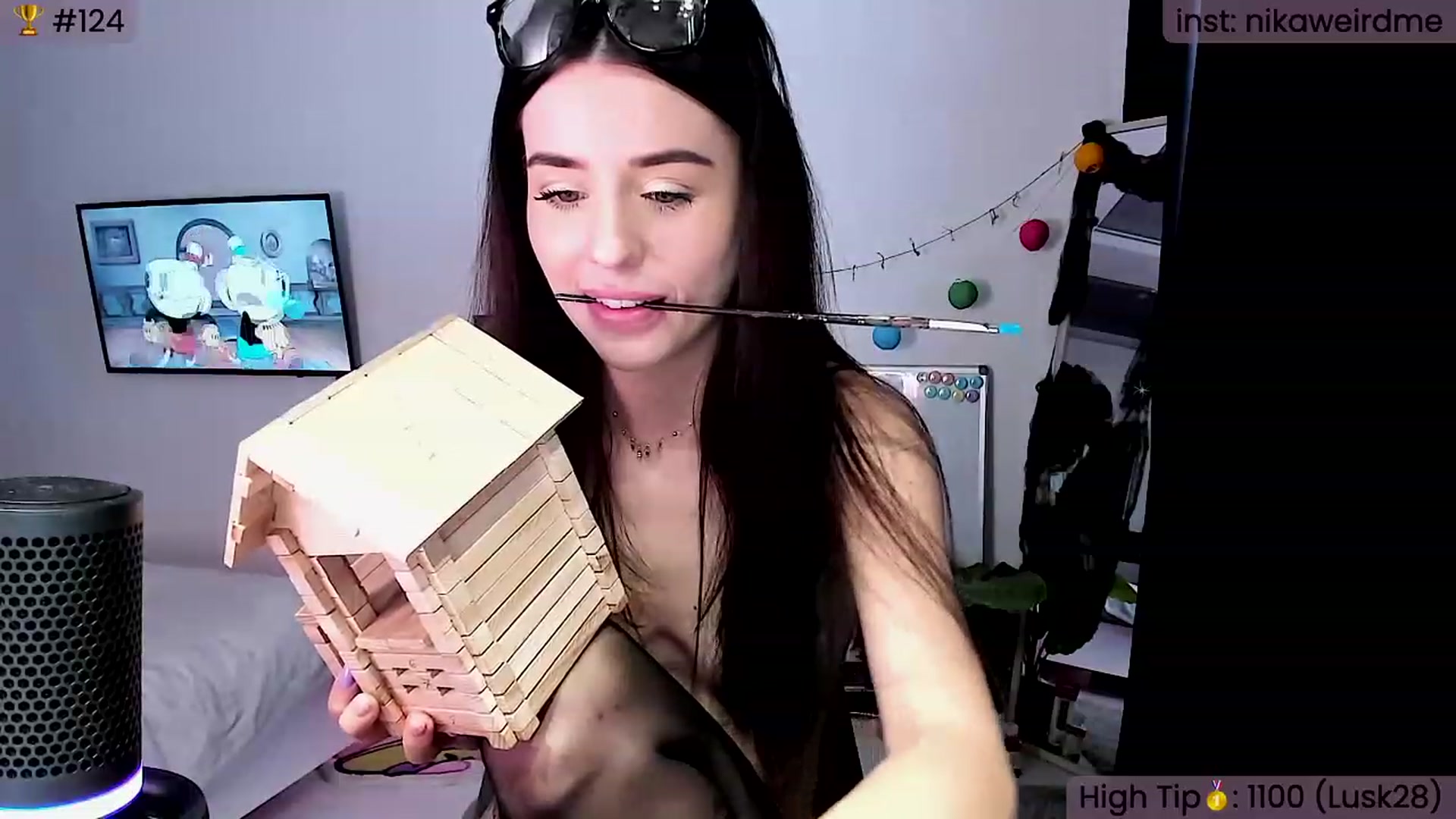 Gallery image thumbnail from WeirdNikusik's myfreecams stream on, 11/12/2023, 10:18 image 16 of 20