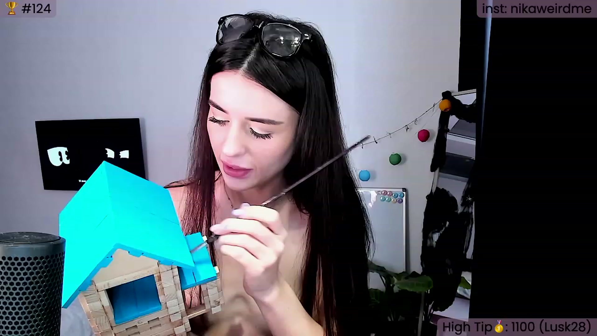 Gallery image thumbnail from WeirdNikusik's myfreecams stream on, 11/12/2023, 11:33 image 1 of 20