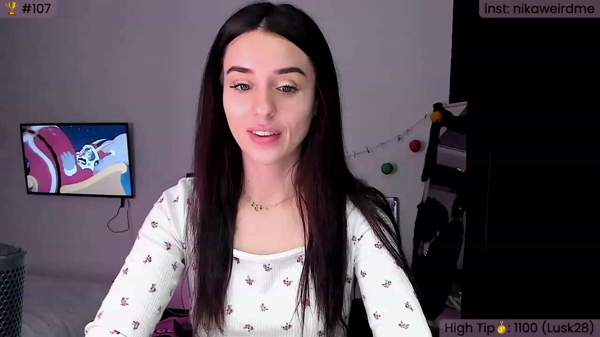 Gallery image thumbnail from WeirdNikusik's myfreecams stream on, 11/12/2023, 15:18 image 3 of 20