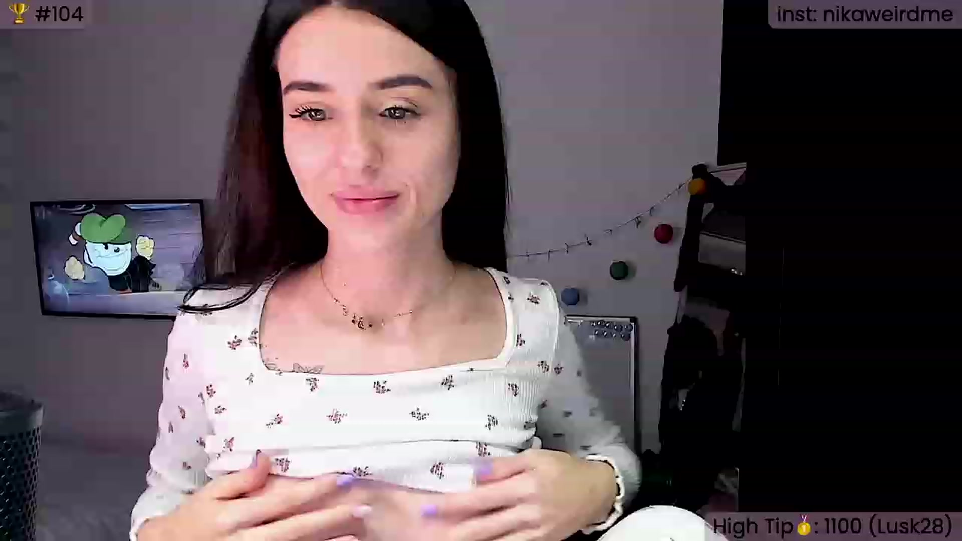 Gallery image thumbnail from WeirdNikusik's myfreecams stream on, 11/12/2023, 15:18 image 7 of 20