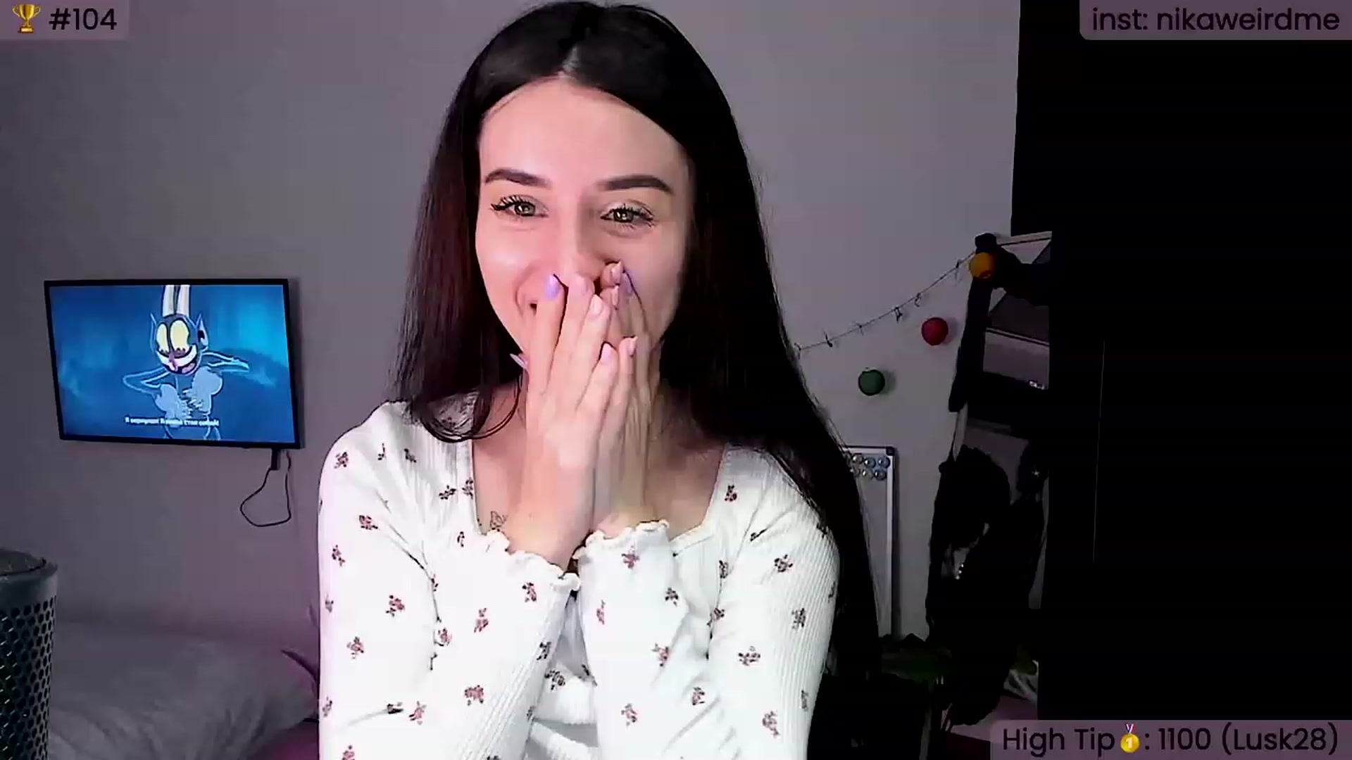 Gallery image thumbnail from WeirdNikusik's myfreecams stream on, 11/12/2023, 15:18 image 5 of 20