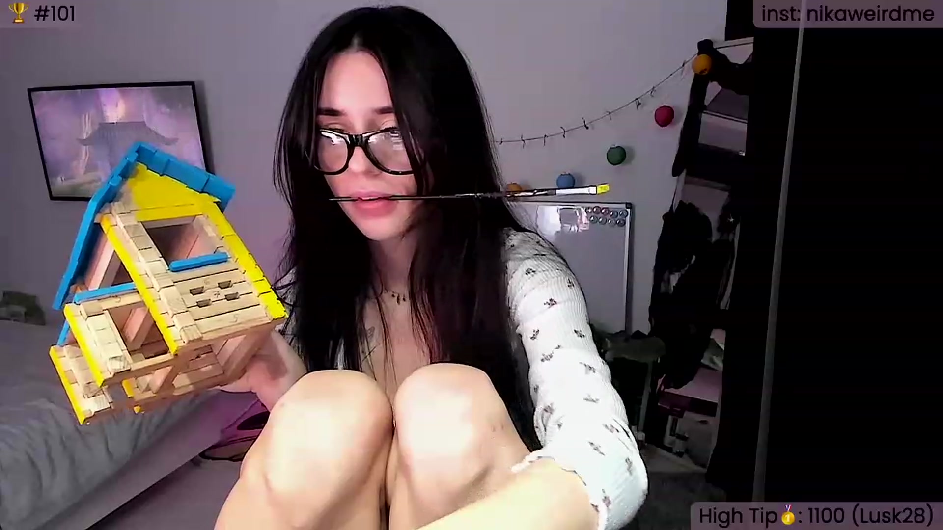 Gallery image thumbnail from WeirdNikusik's myfreecams stream on, 11/12/2023, 16:41 image 9 of 20