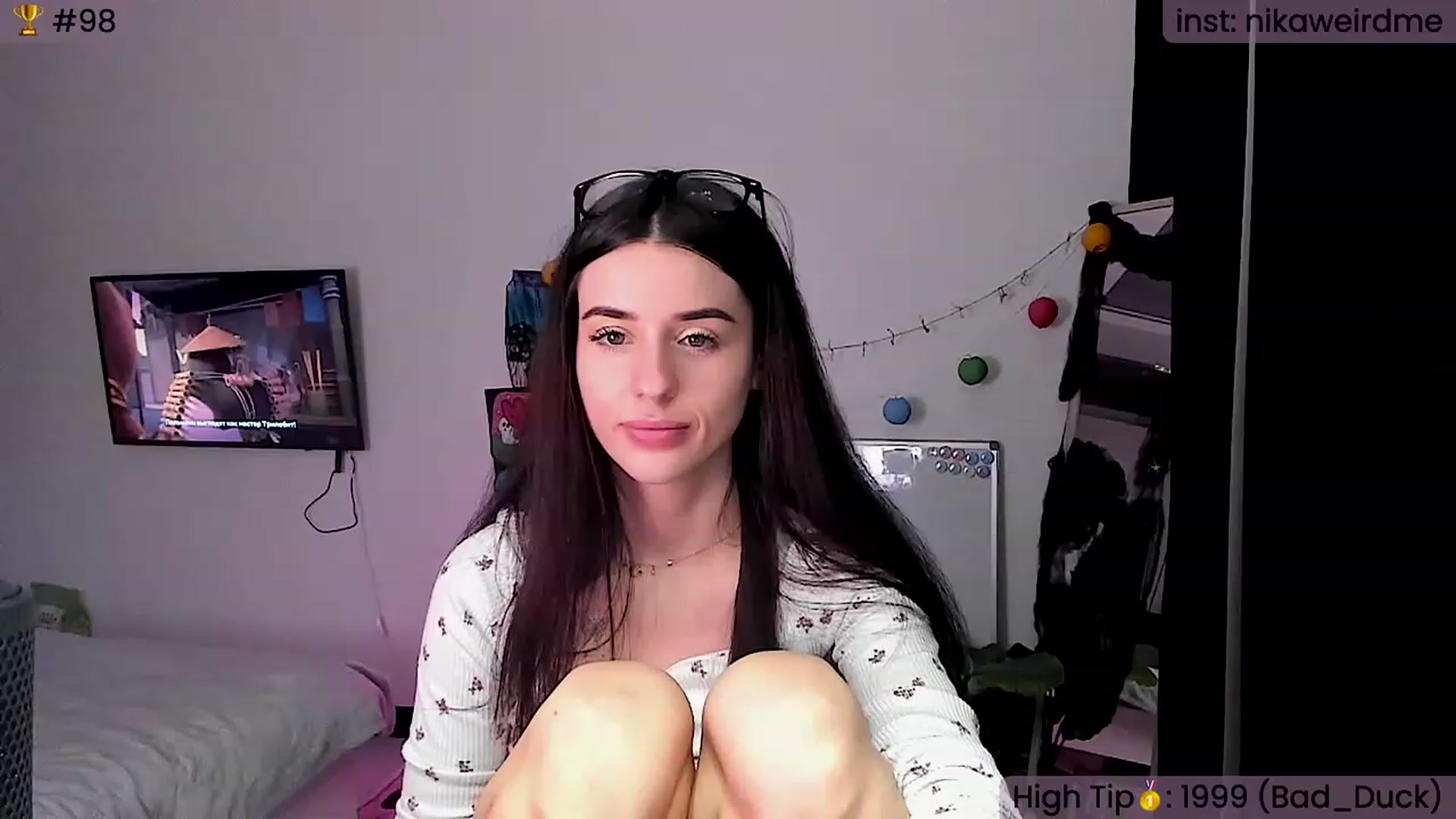 Gallery image thumbnail from WeirdNikusik's myfreecams stream on, 11/12/2023, 17:40 image 7 of 20
