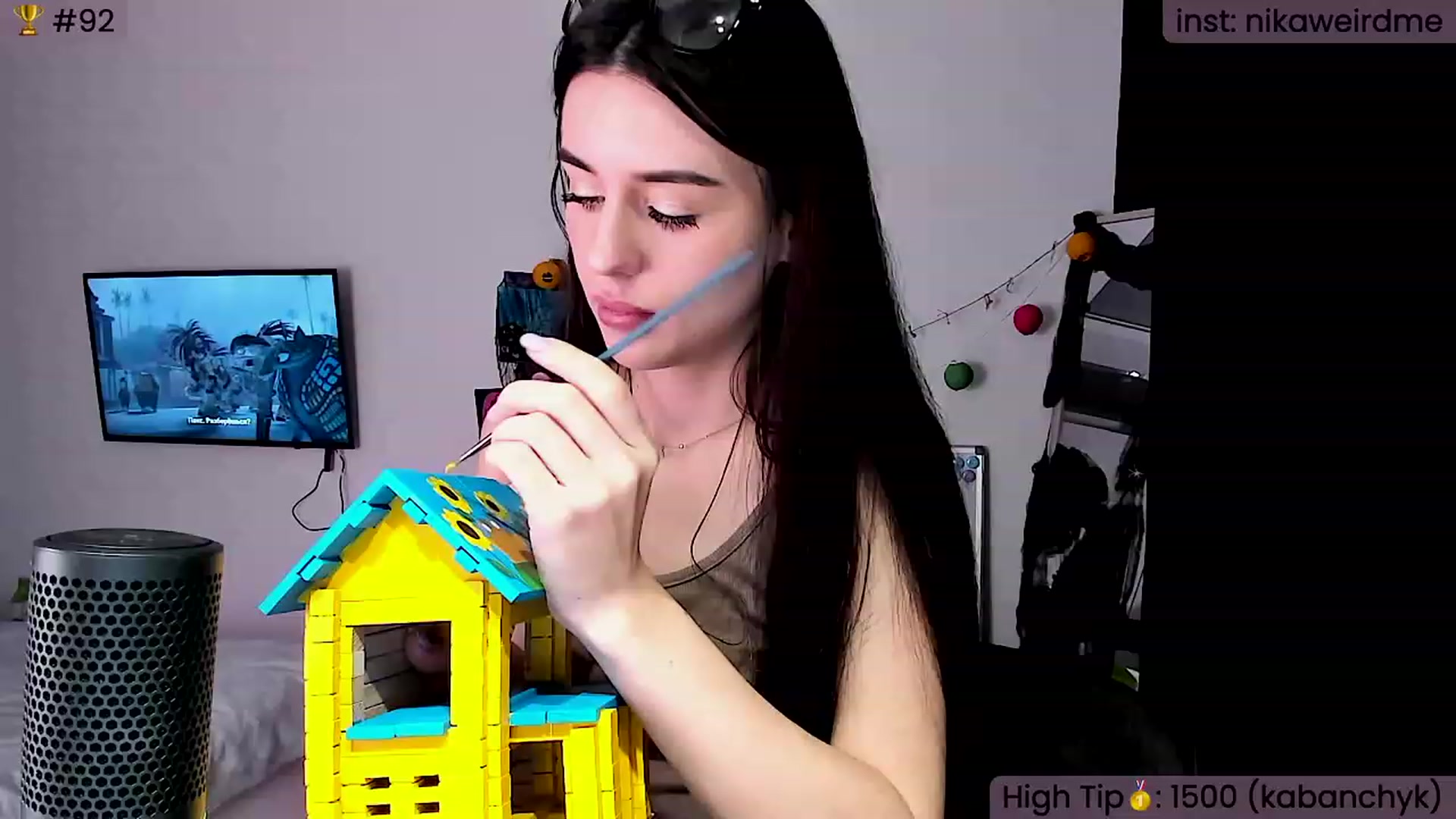 Gallery image thumbnail from WeirdNikusik's myfreecams stream on, 11/13/2023, 12:50 image 10 of 20