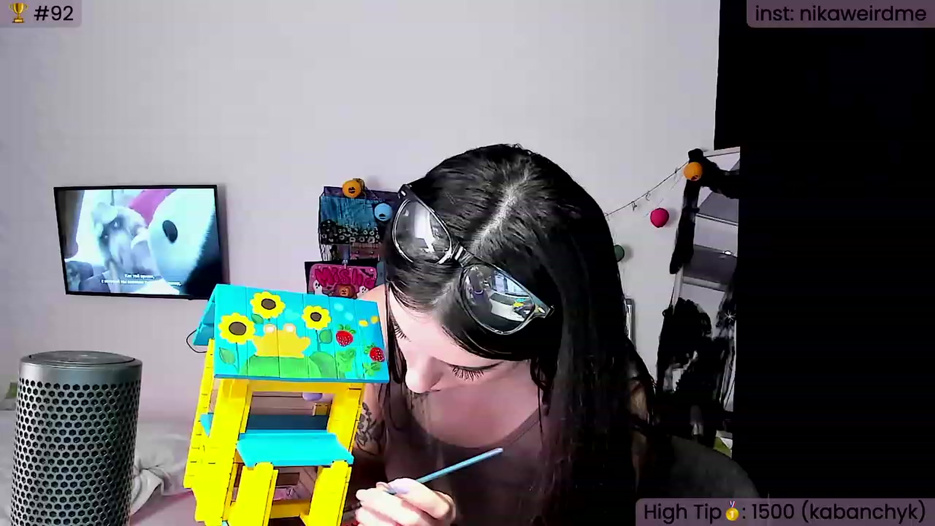 Gallery image thumbnail from WeirdNikusik's myfreecams stream on, 11/13/2023, 12:50 image 16 of 20