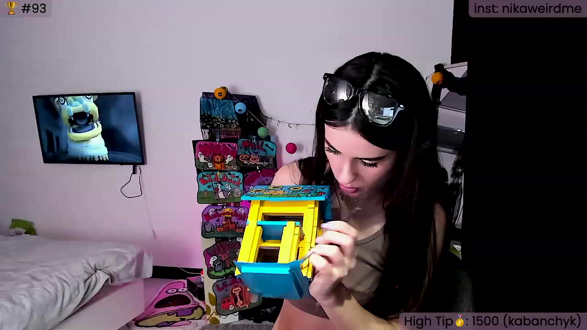 Gallery image thumbnail from WeirdNikusik's myfreecams stream on, 11/13/2023, 13:32 image 14 of 20
