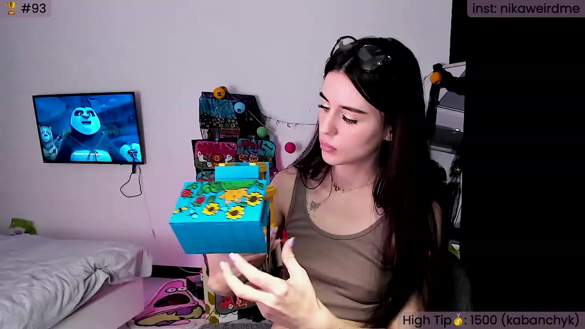 Gallery image thumbnail from WeirdNikusik's myfreecams stream on, 11/13/2023, 13:32 image 12 of 20