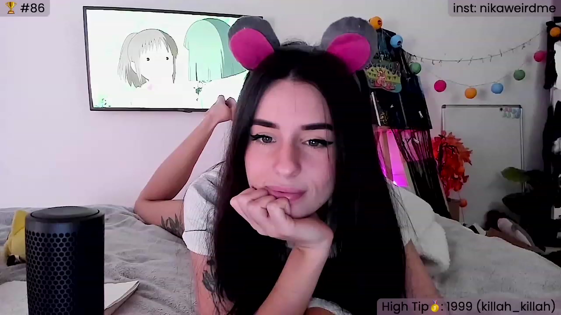 Gallery image thumbnail from WeirdNikusik's myfreecams stream on, 11/18/2023, 08:52 image 8 of 20