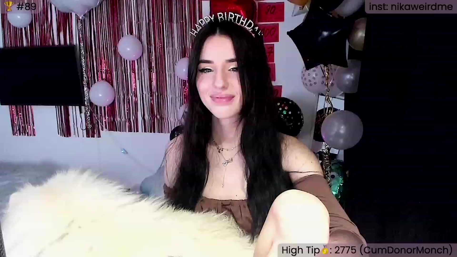 Gallery image thumbnail from WeirdNikusik's myfreecams stream on, 11/25/2023, 12:20 image 11 of 20
