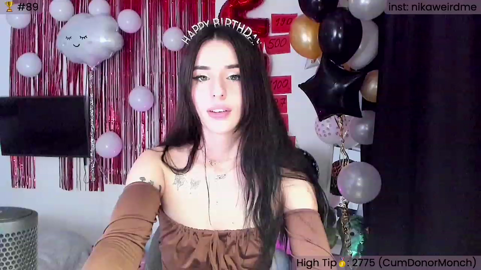 Gallery image thumbnail from WeirdNikusik's myfreecams stream on, 11/25/2023, 12:20 image 12 of 20