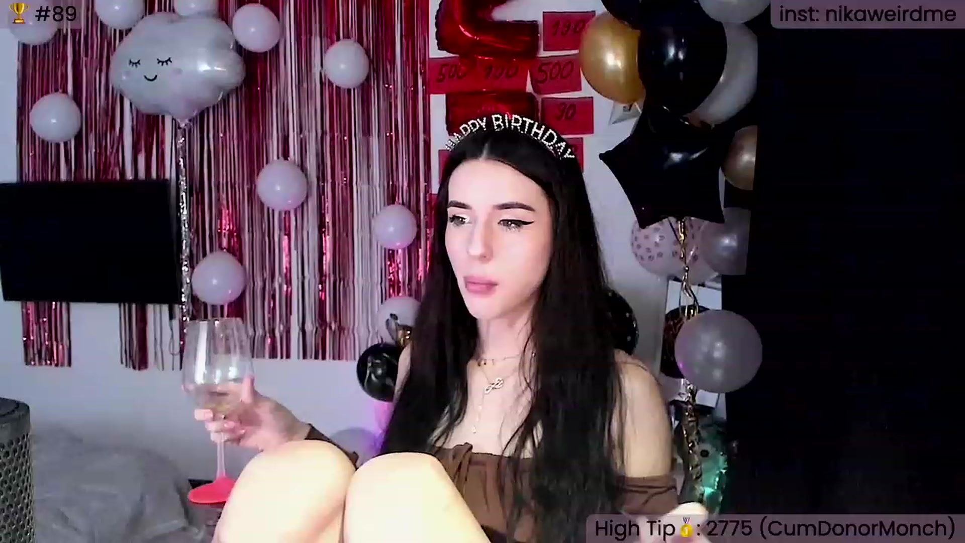 Gallery image thumbnail from WeirdNikusik's myfreecams stream on, 11/25/2023, 12:20 image 10 of 20