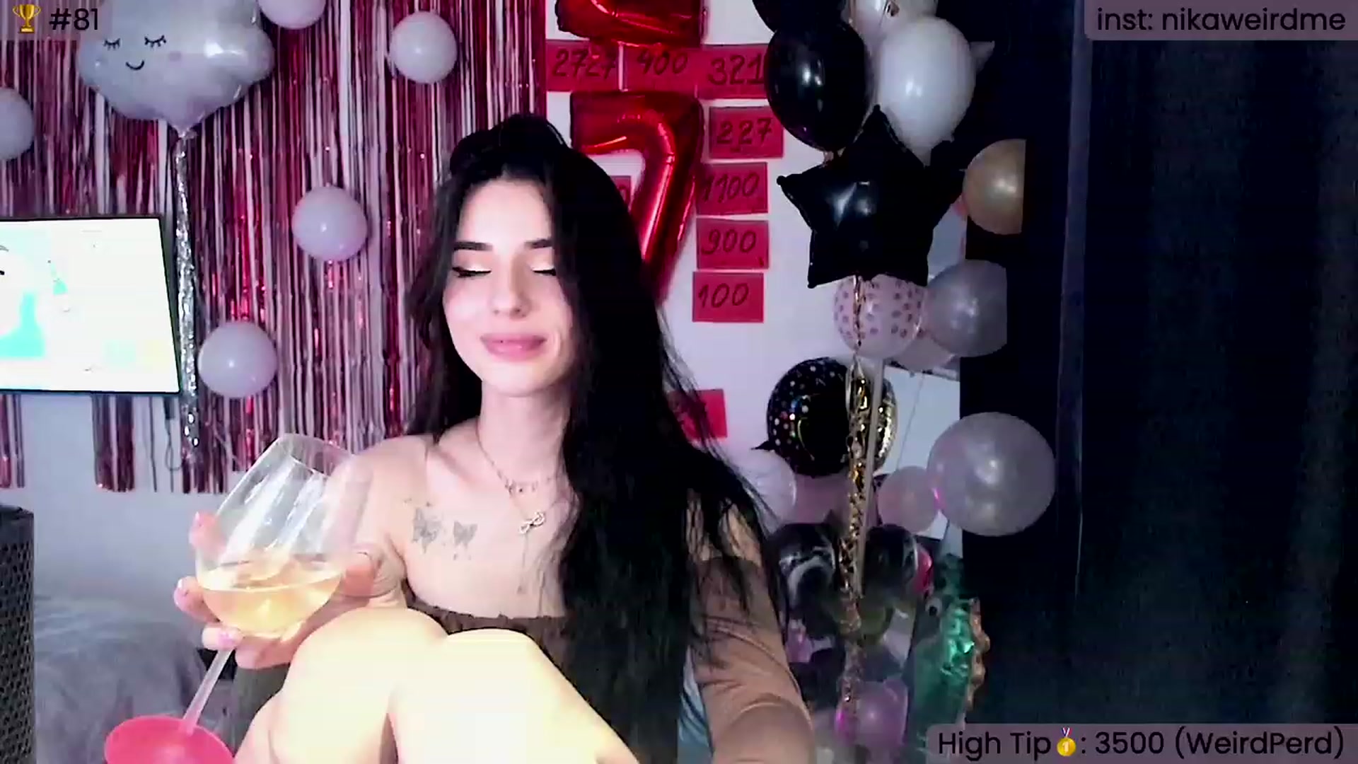 Gallery image thumbnail from WeirdNikusik's myfreecams stream on, 11/25/2023, 12:56 image 14 of 20