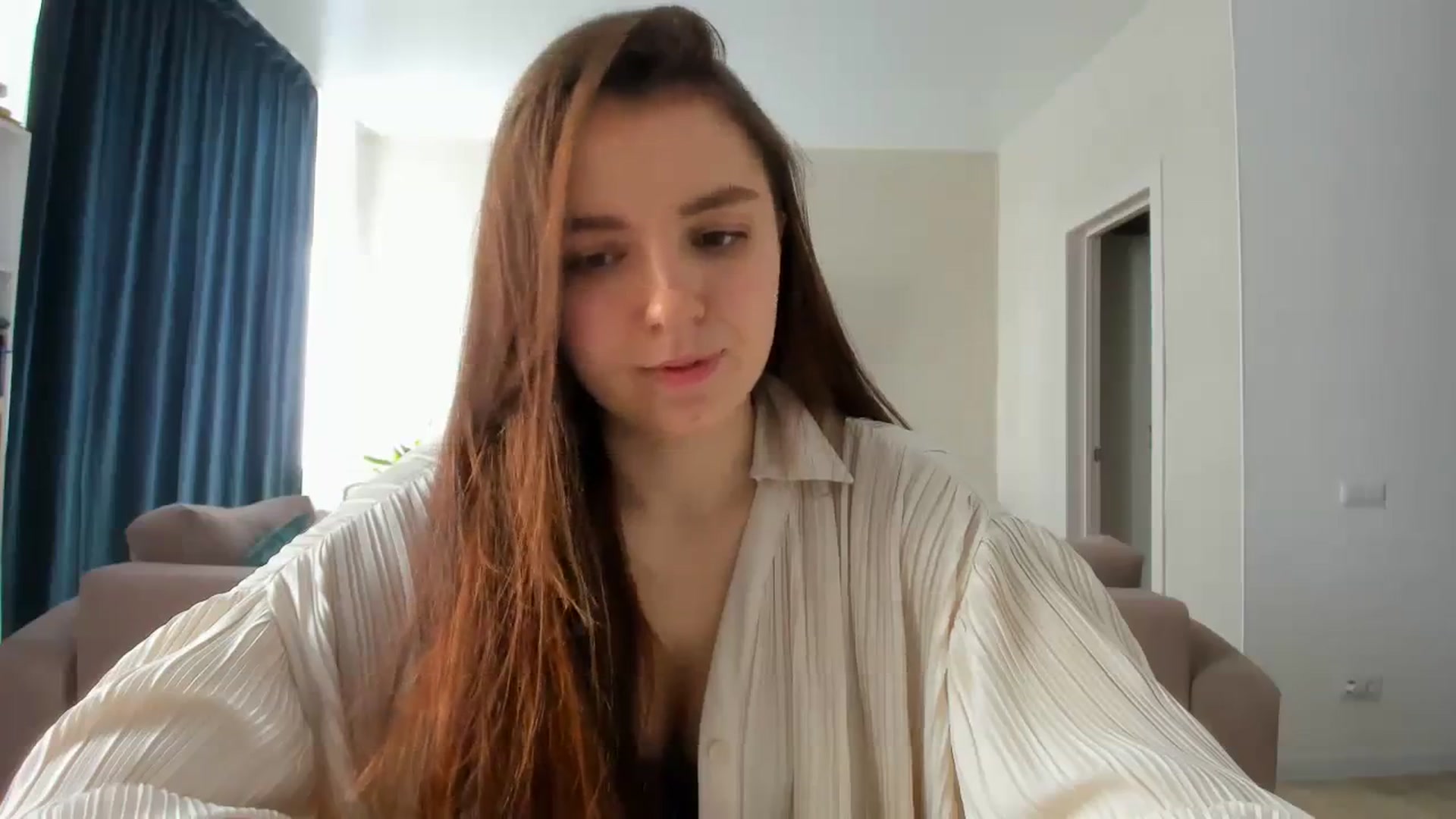 Gallery image thumbnail from Weird_bird's myfreecams stream on, 03/05/2024, 04:30 image 11 of 20