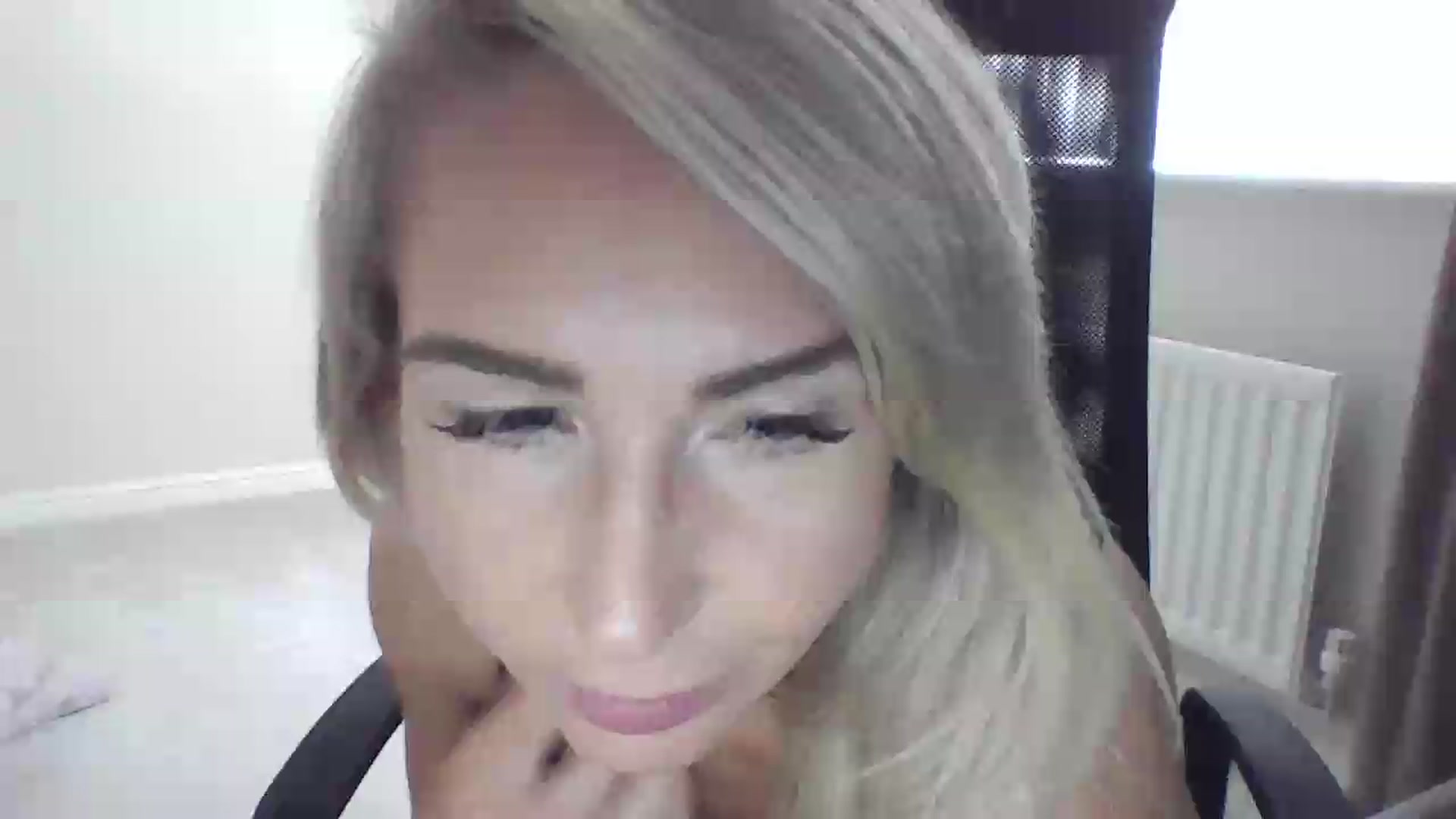 Gallery image thumbnail from Welshbabe95's myfreecams stream on, 07/15/2026, 15:37 image 15 of 20
