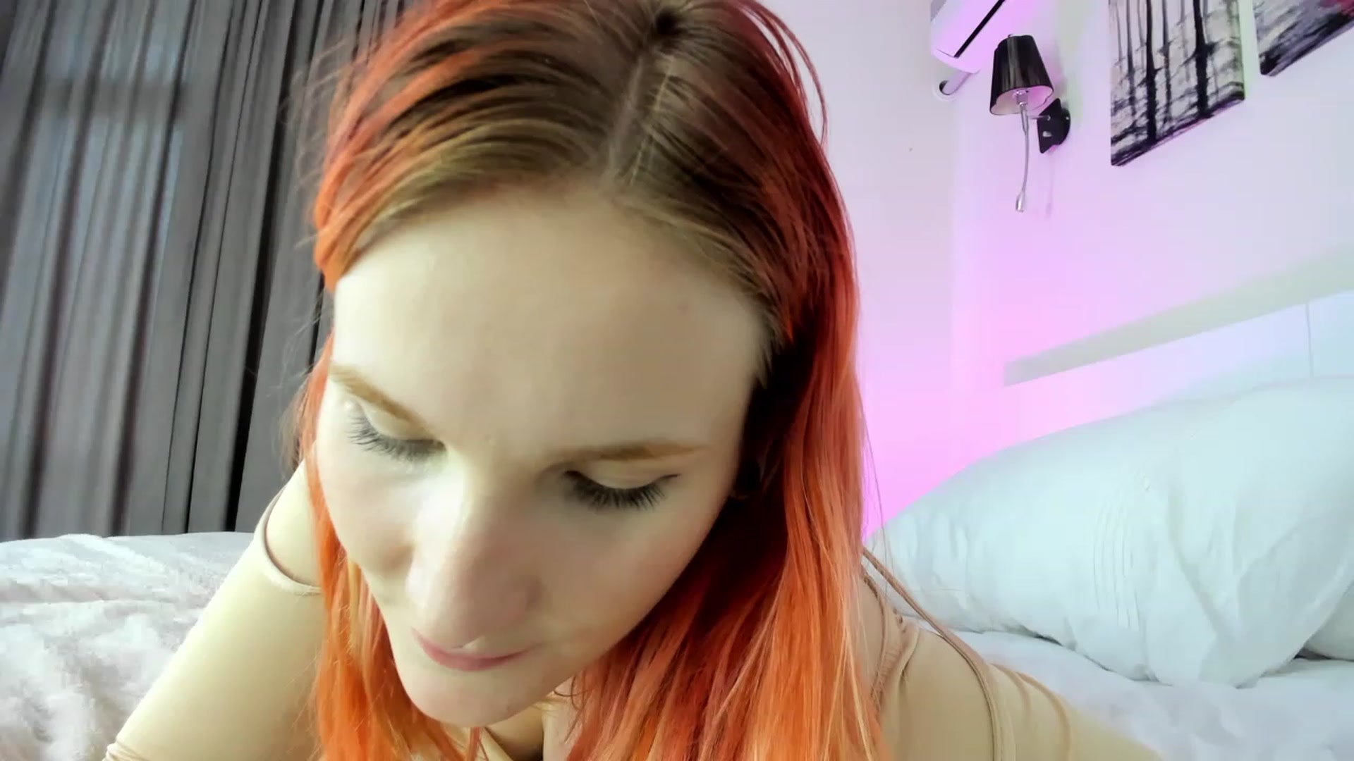Gallery image thumbnail from Wendy_Mooree's myfreecams stream on, 11/19/2022, 06:11 image 18 of 20