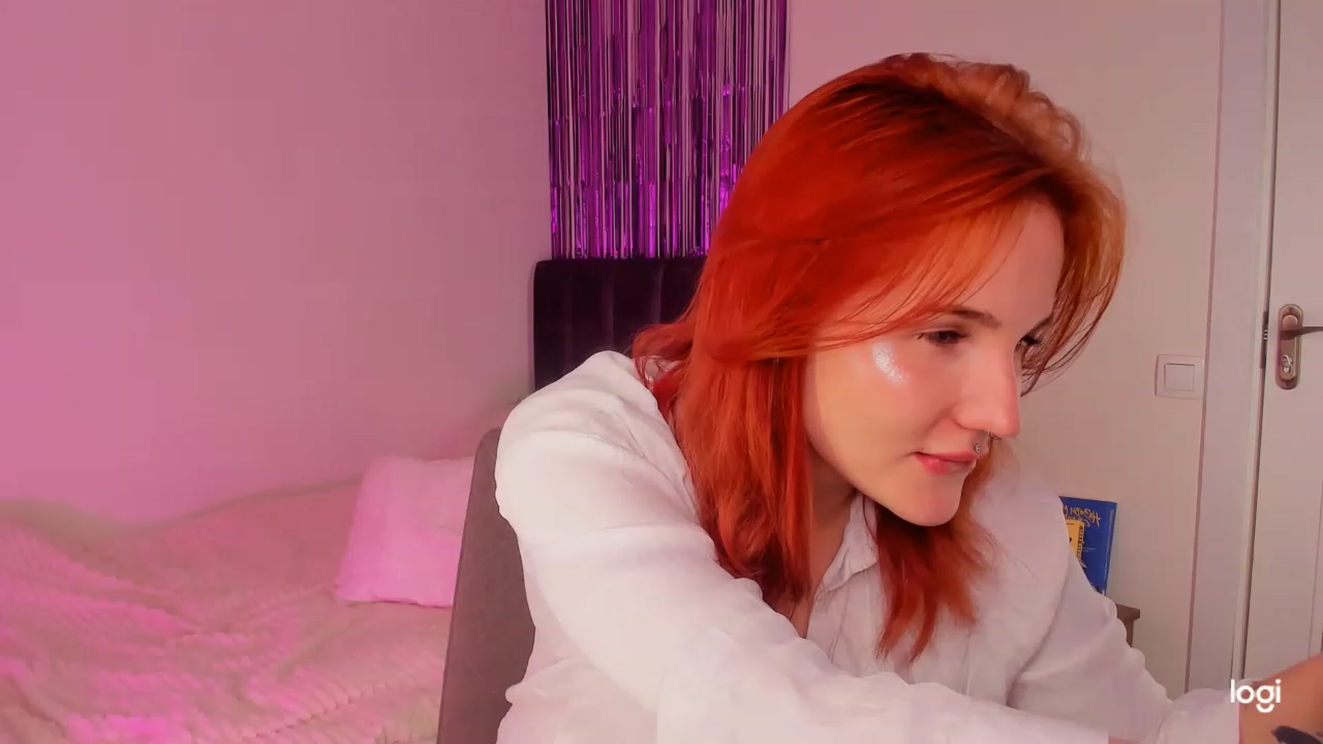 Gallery image thumbnail from Wendy_Mooree's myfreecams stream on, 04/17/2023, 24:18 image 18 of 20