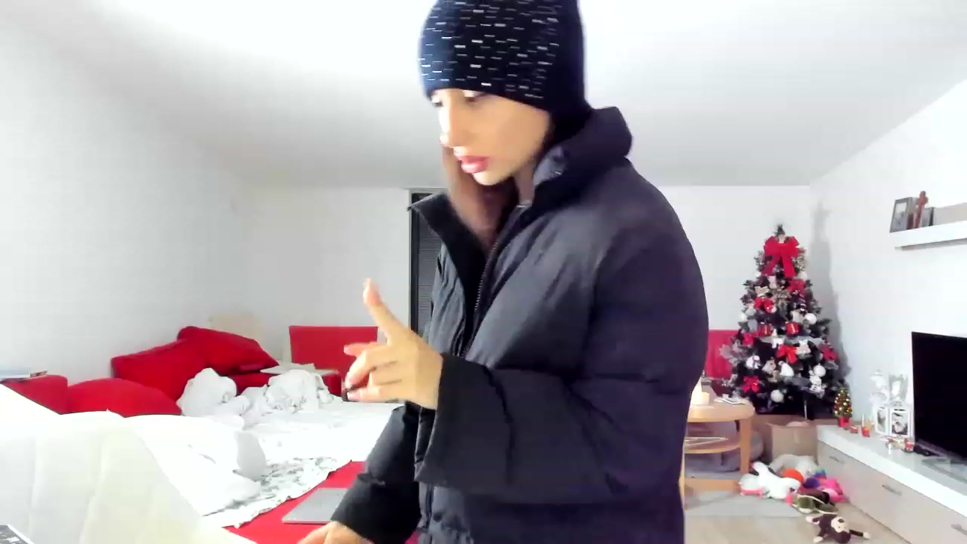 Gallery image thumbnail from Wennndyk's myfreecams stream on, 12/15/2022, 22:58 image 17 of 20