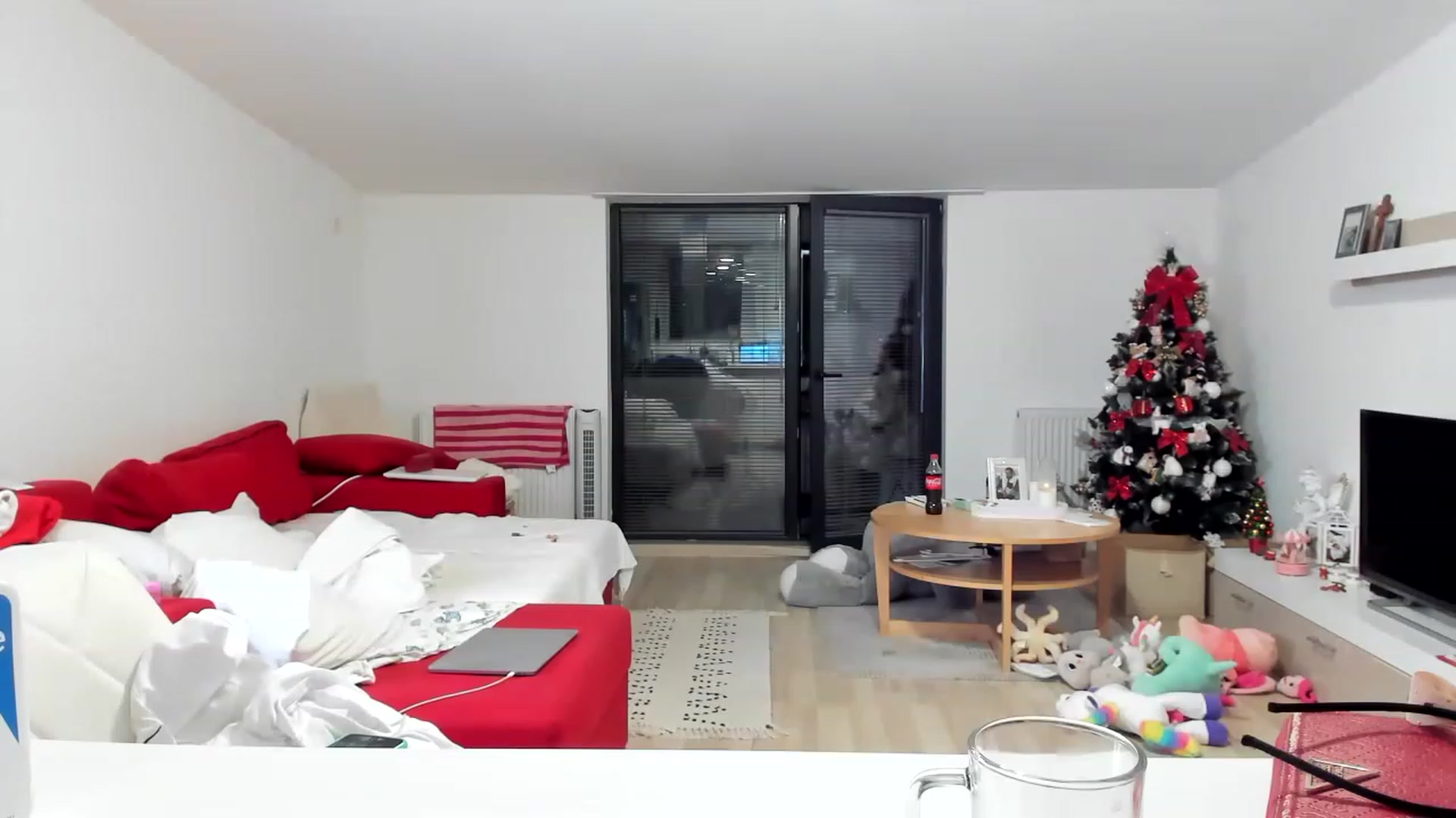 Gallery image thumbnail from Wennndyk's myfreecams stream on, 12/18/2022, 19:51 image 3 of 20